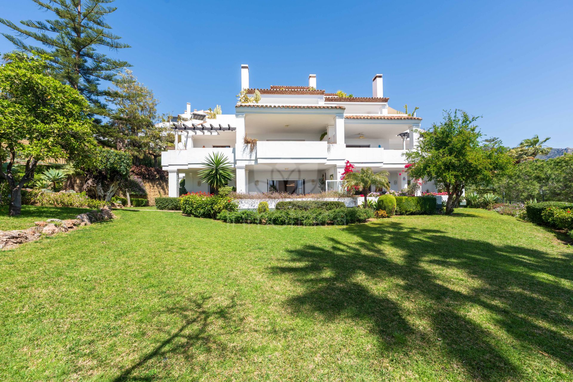 Ground Floor Apartment in Monte Paraiso Country Club, Marbella