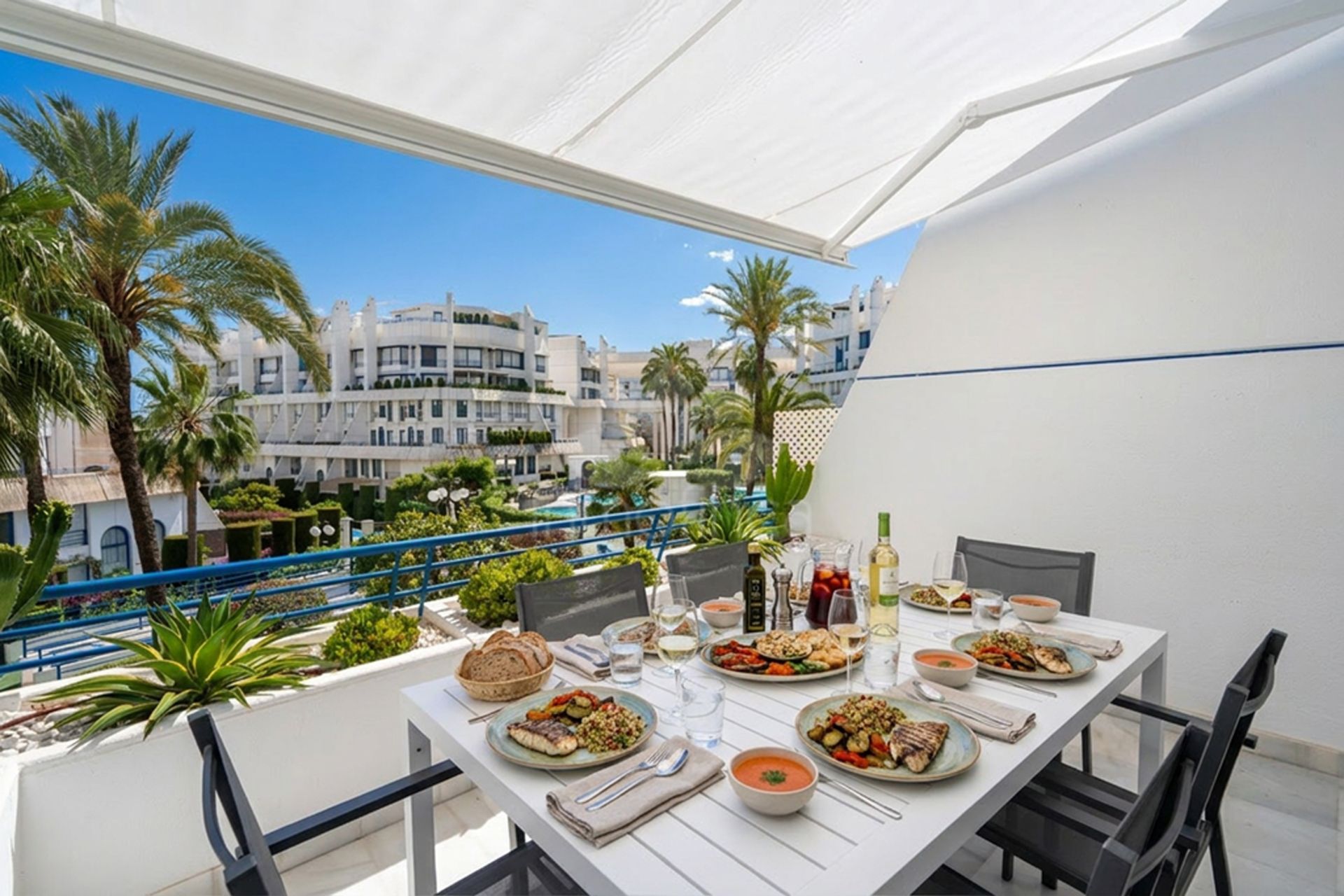 Duplex in Marbella House, Marbella
