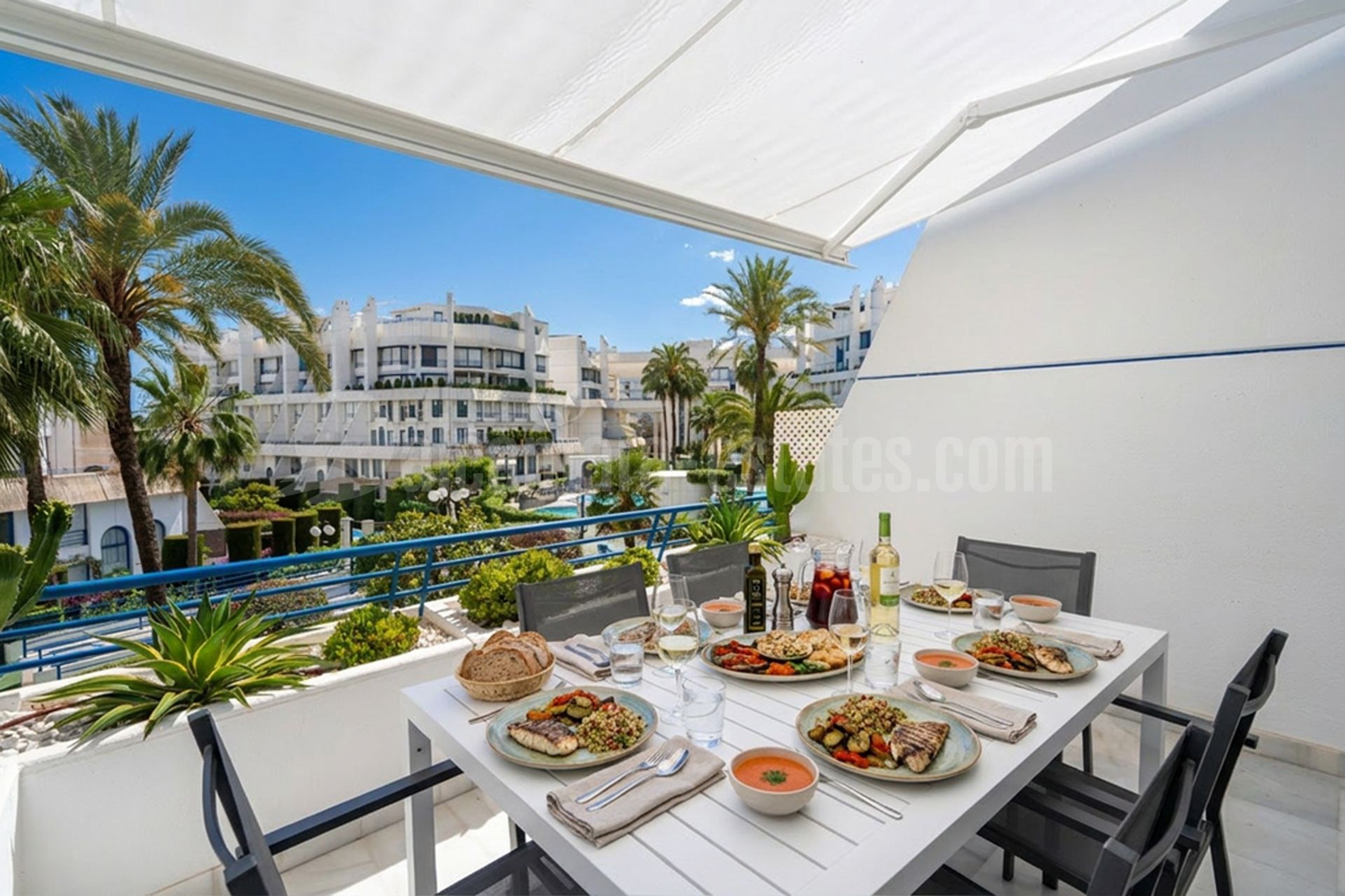 Duplex en Marbella House, Marbella