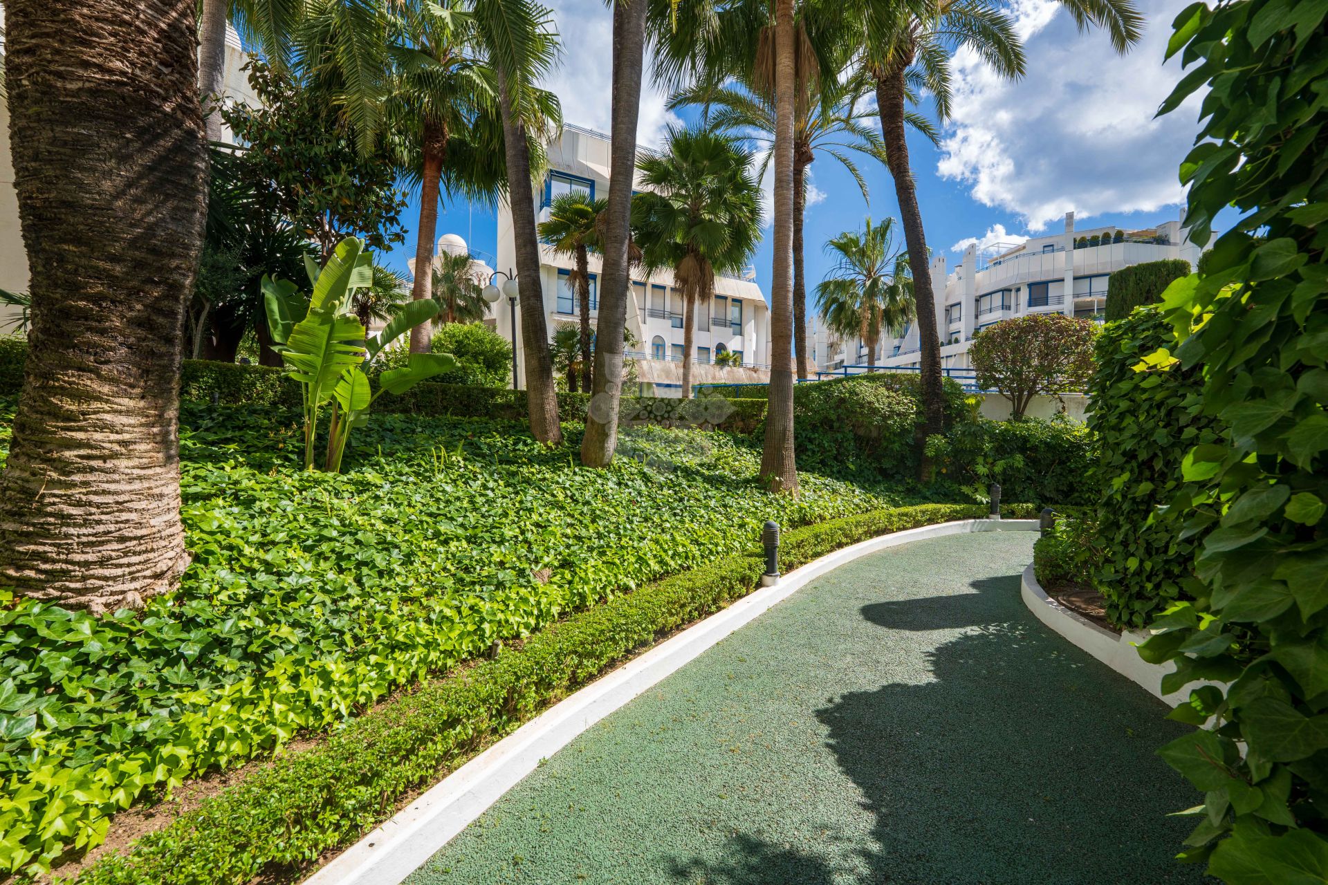 Duplex in Marbella House, Marbella
