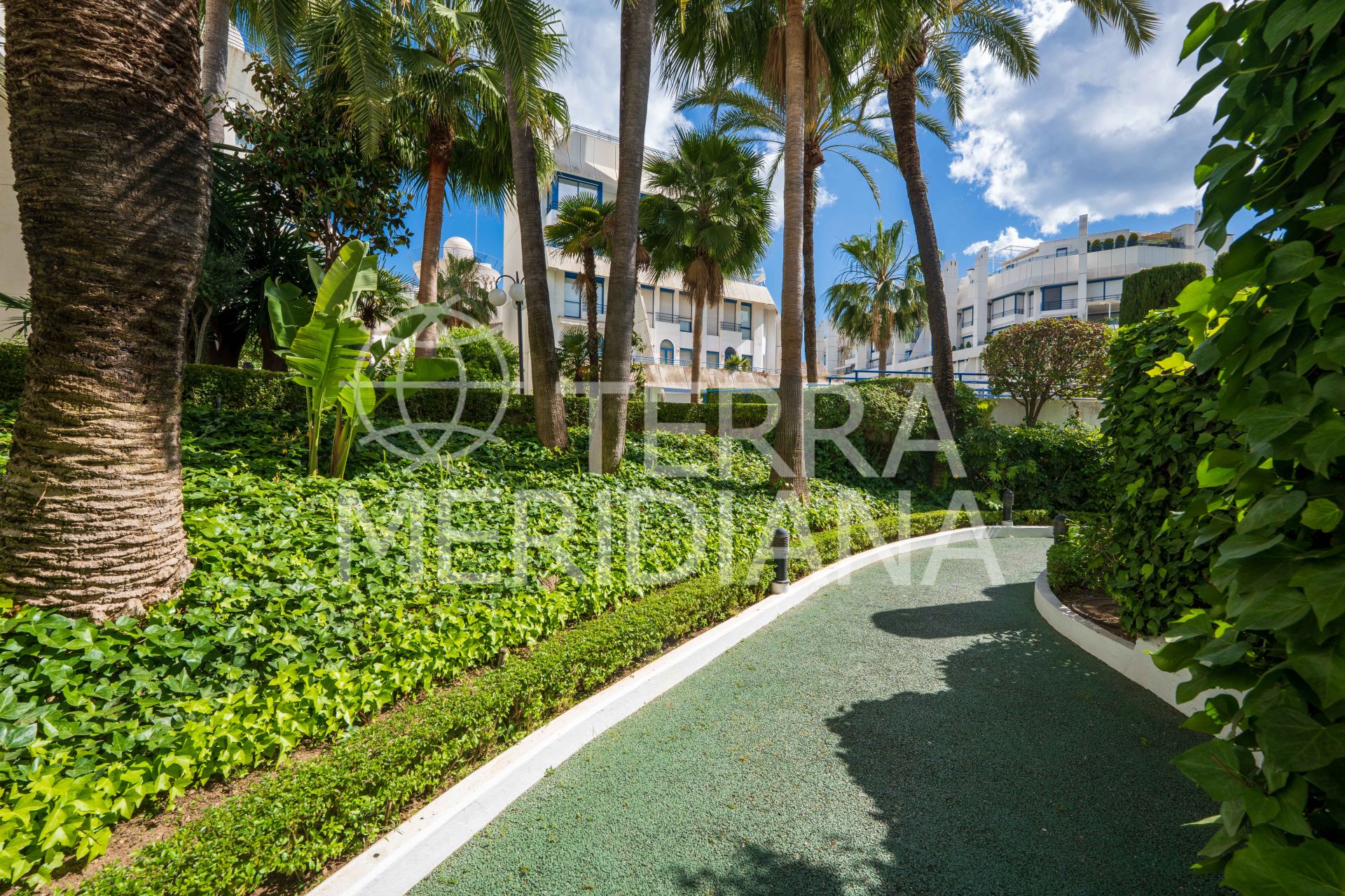 Duplex in Marbella House, Marbella