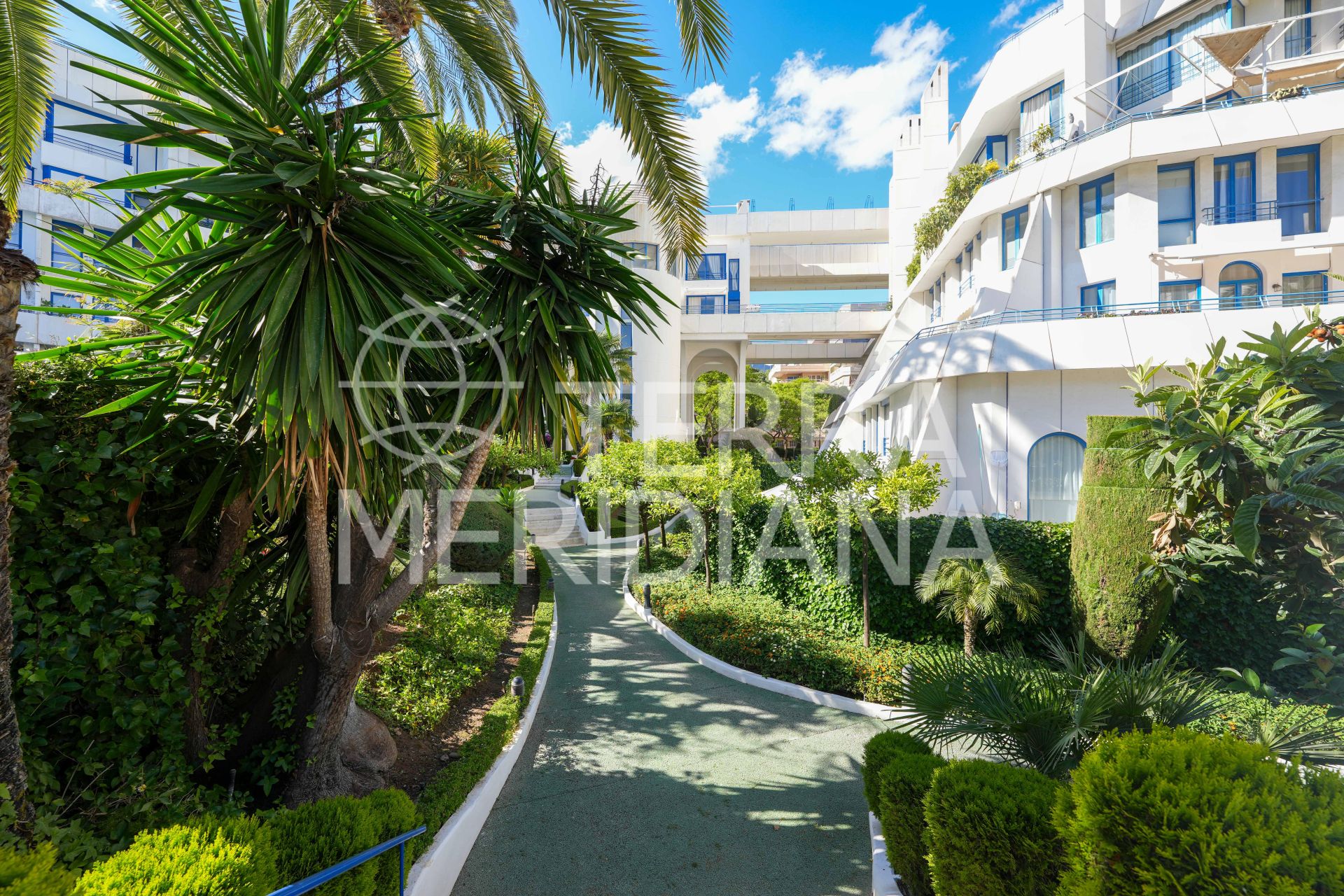 Duplex in Marbella House, Marbella