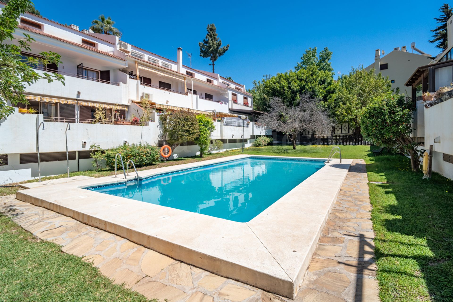 Adosado en Cerrado Calderón - El Morlaco, Malaga