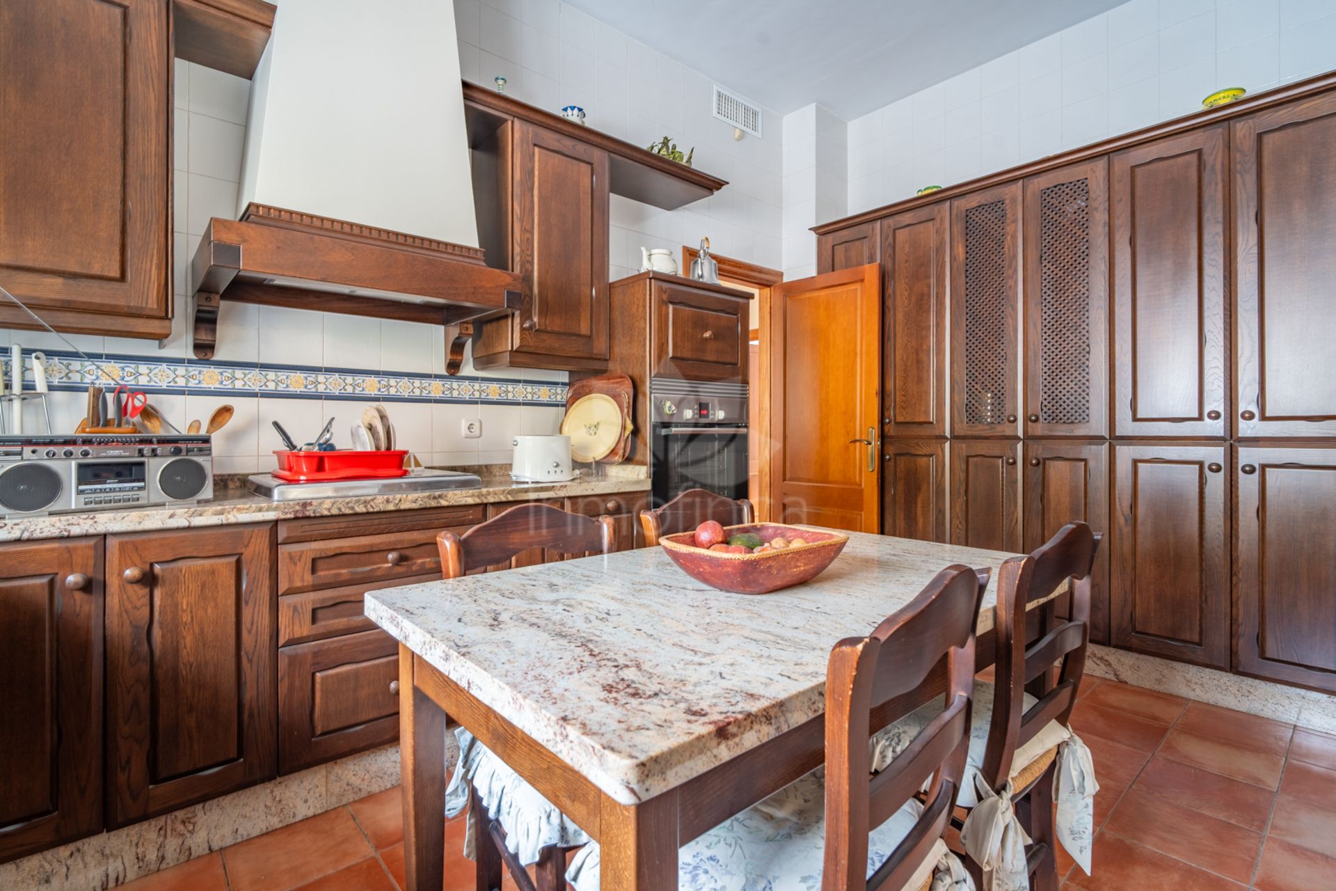 Casa en Pinares de San Antón, Malaga