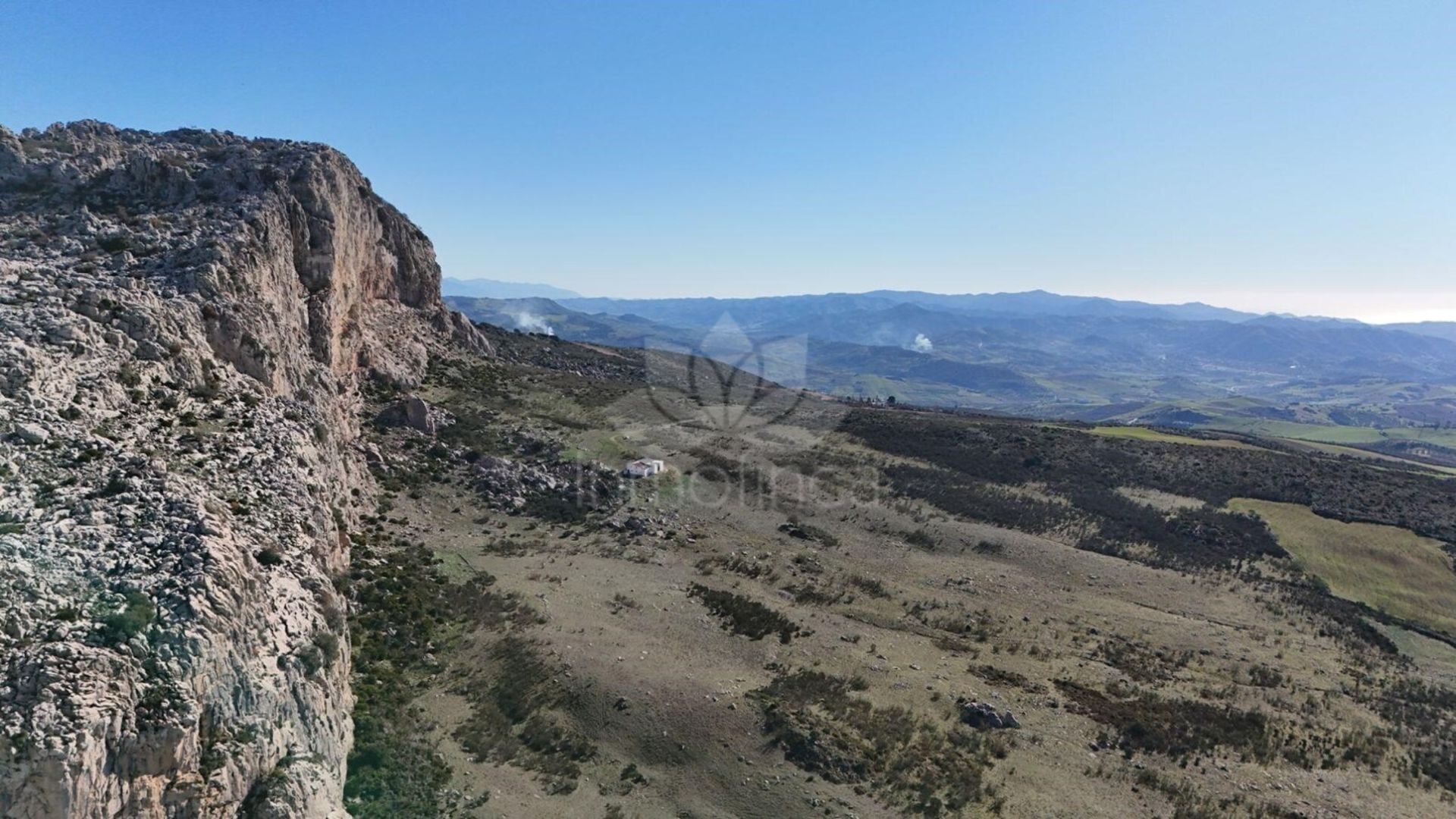 Cortijo en Villanueva de la Concepción