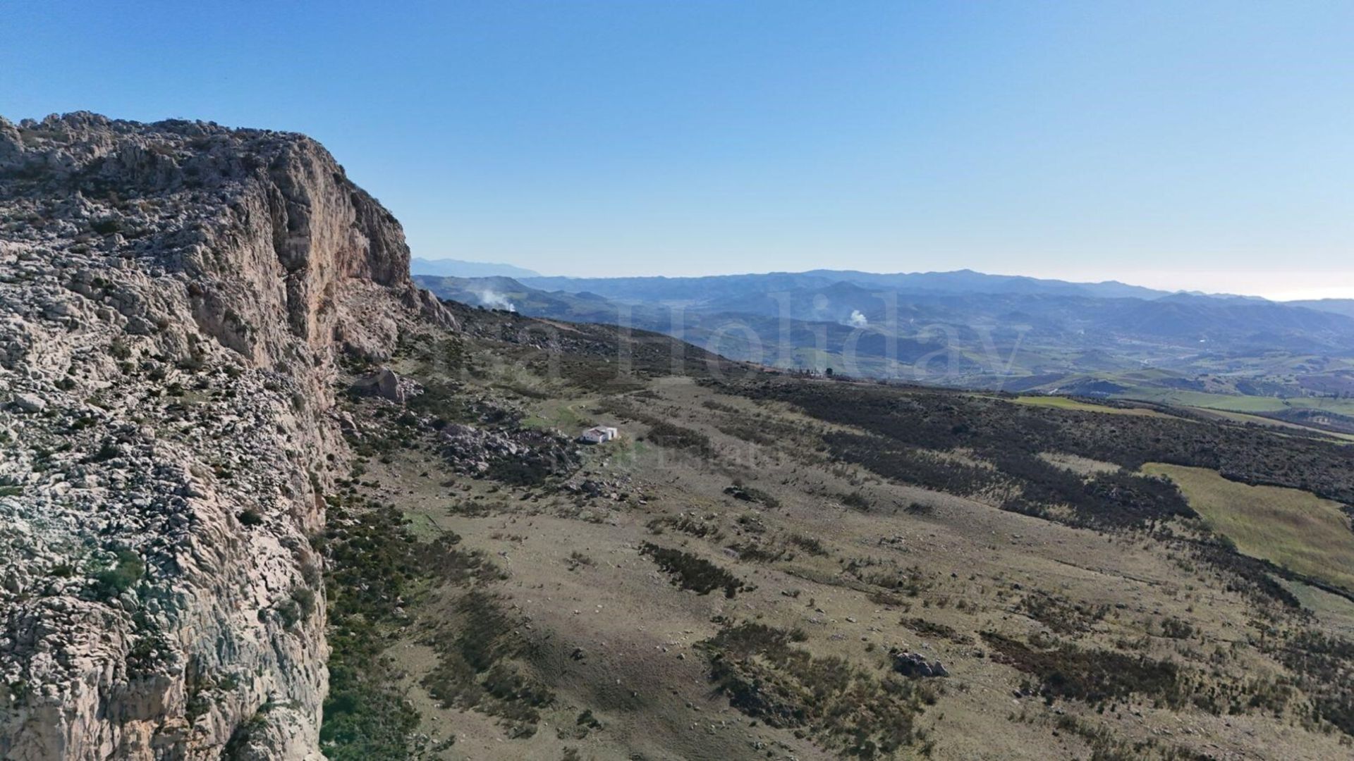 Cortijo en Villanueva de la Concepción