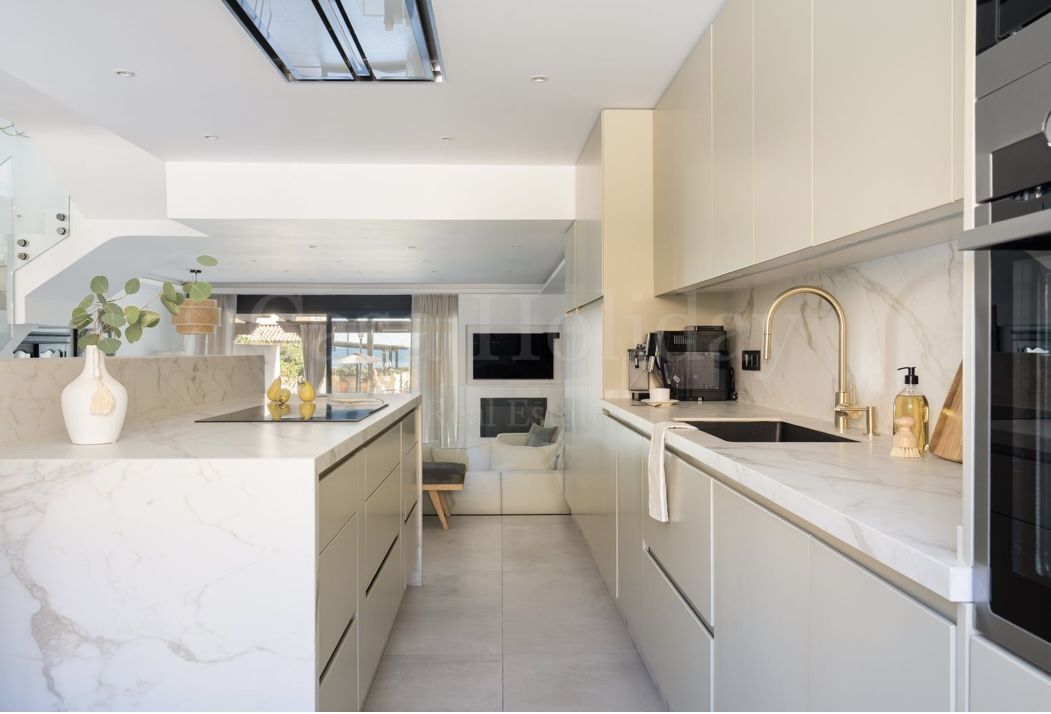 Town House in Marina de Casares, Casares