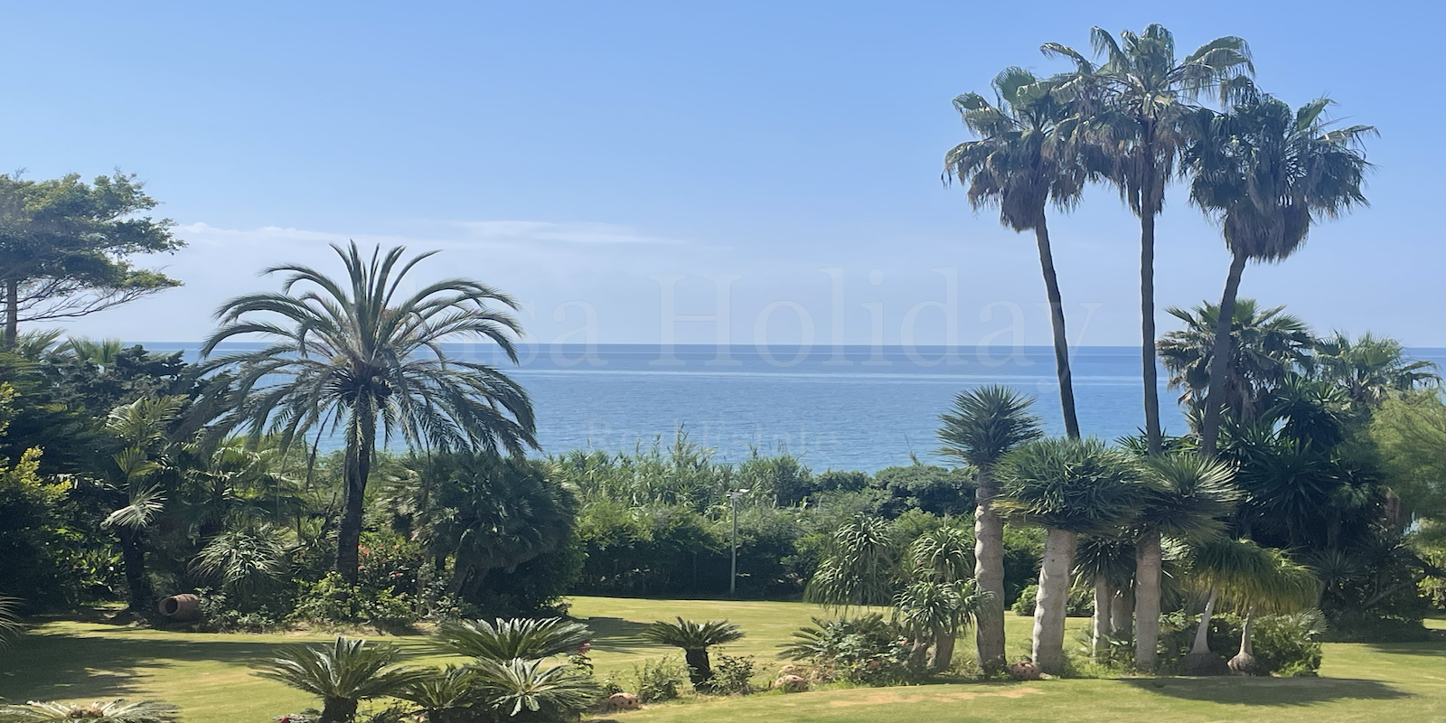 House in Estepona East, Estepona