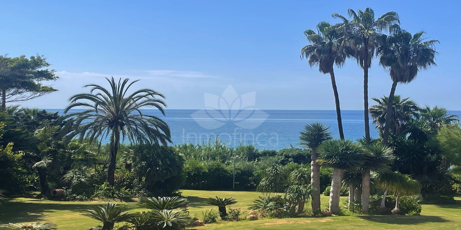House in Estepona East, Estepona