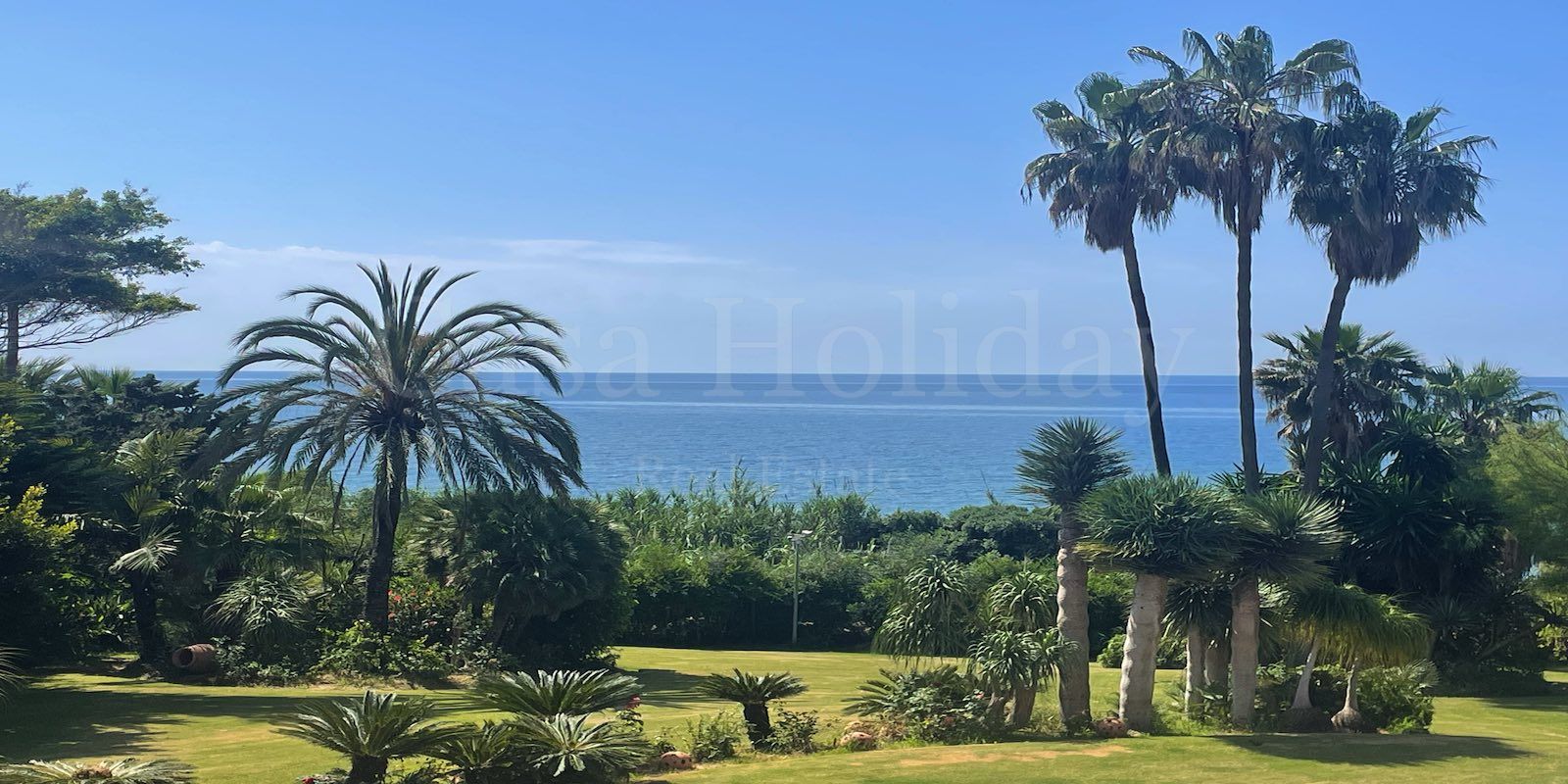 House in Estepona East, Estepona