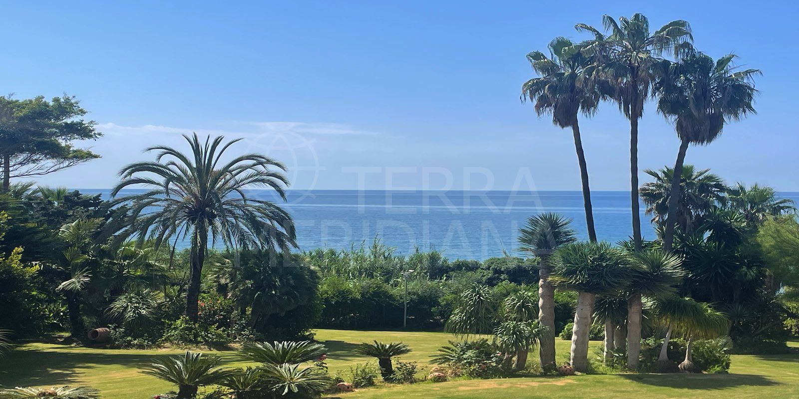 House in Estepona East, Estepona