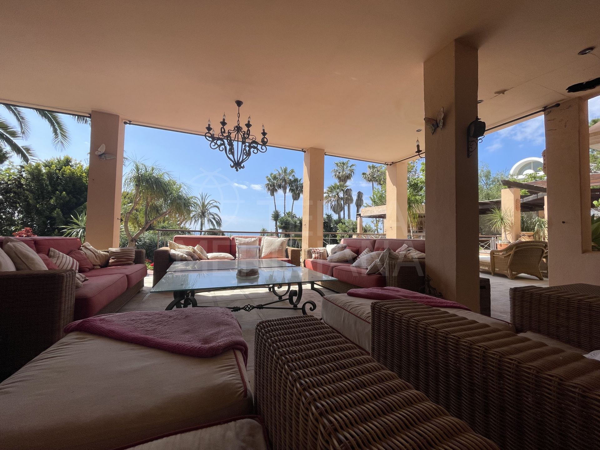 House in Estepona East, Estepona