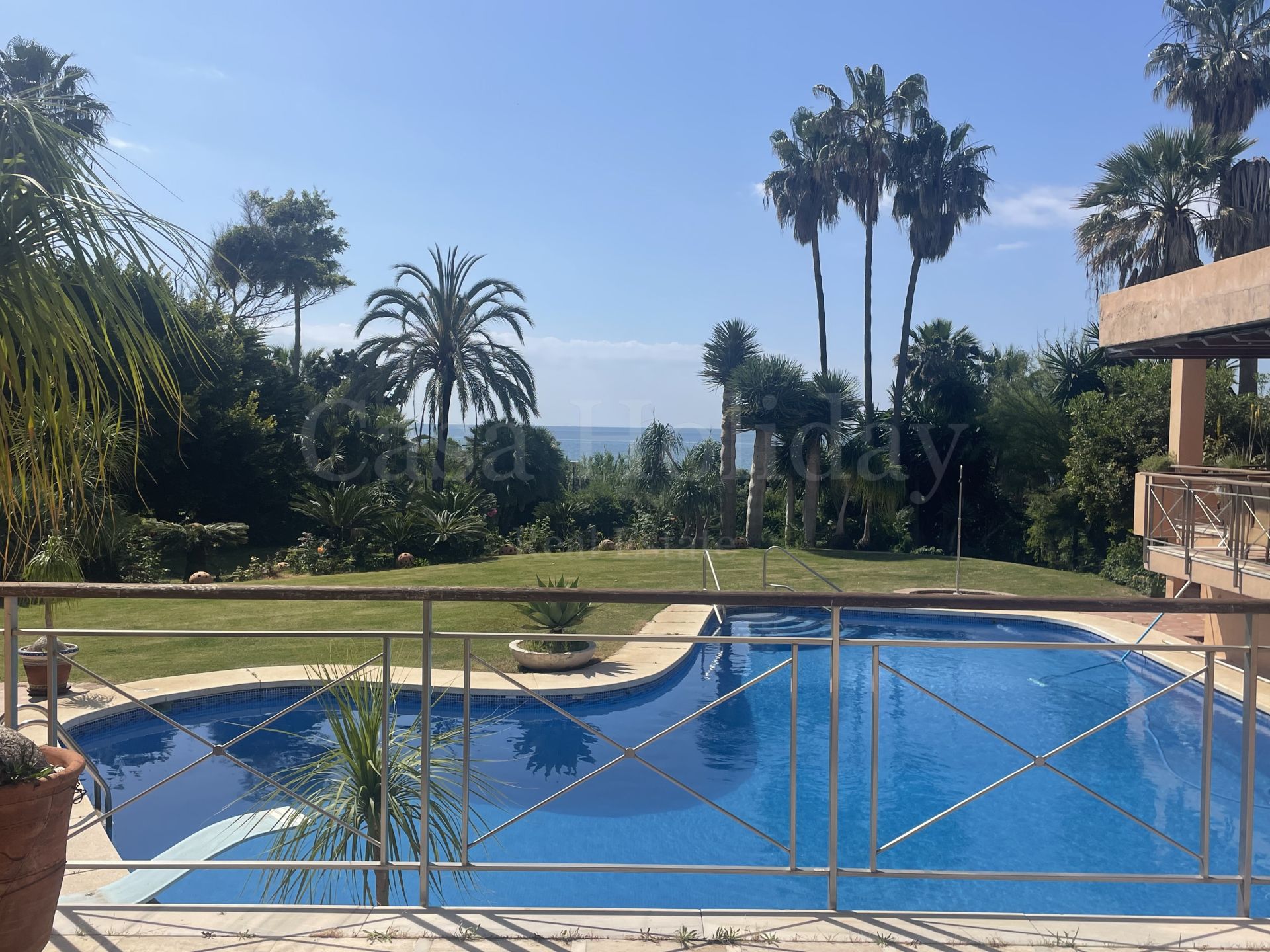 House in Estepona East, Estepona