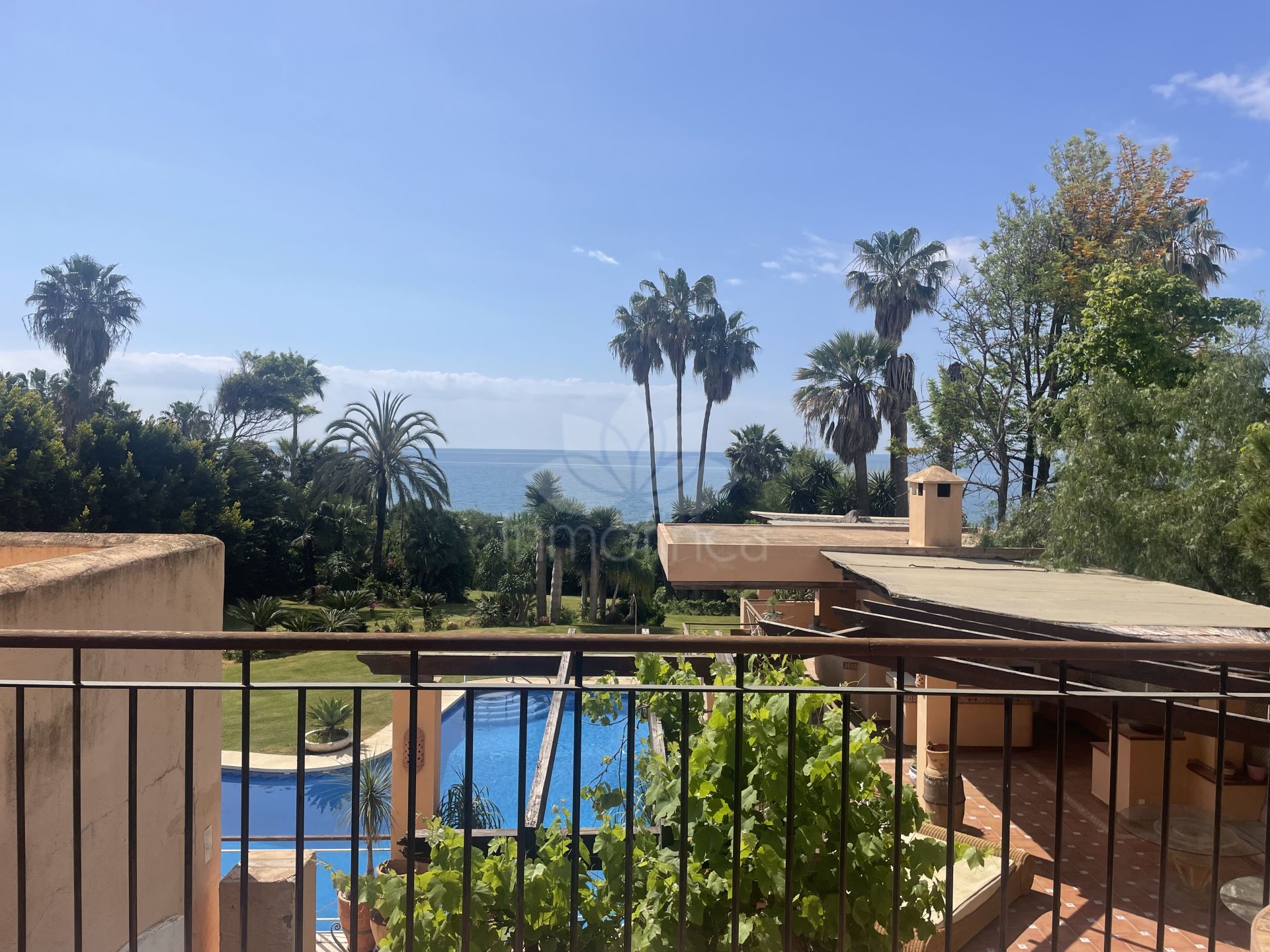 House in Estepona East, Estepona