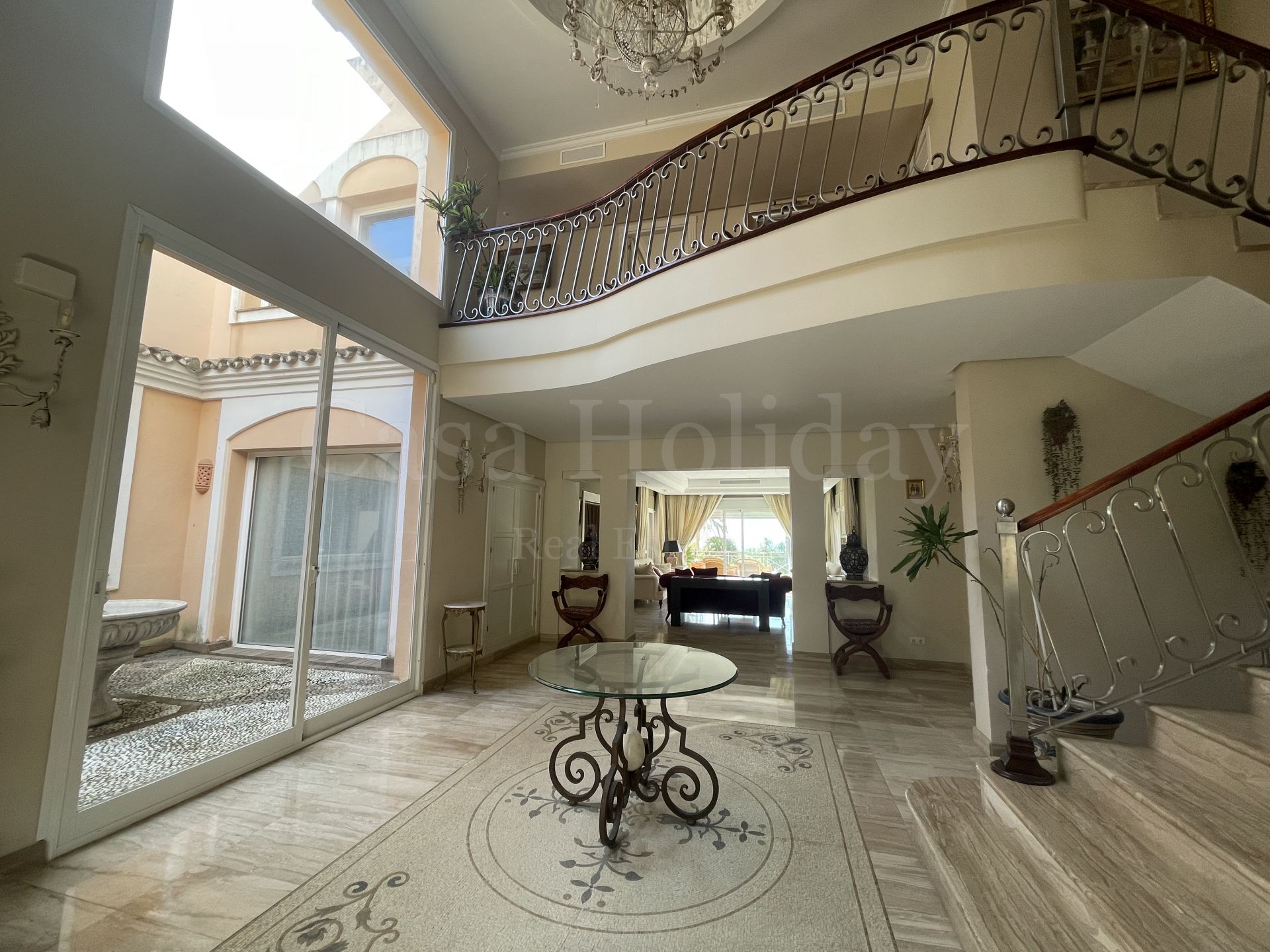 House in Estepona East, Estepona