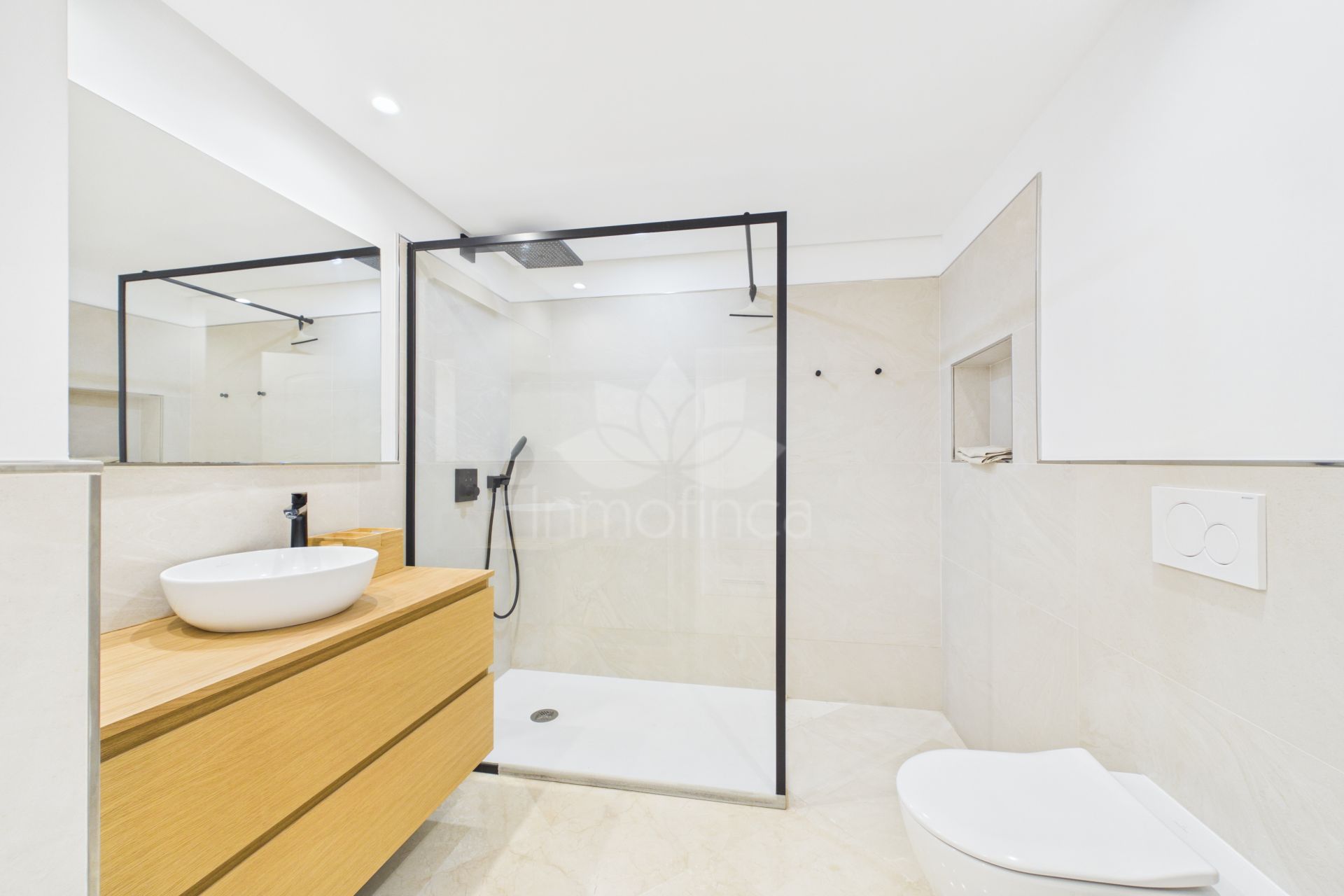 Flat in Alcaidesa Costa, Alcaidesa