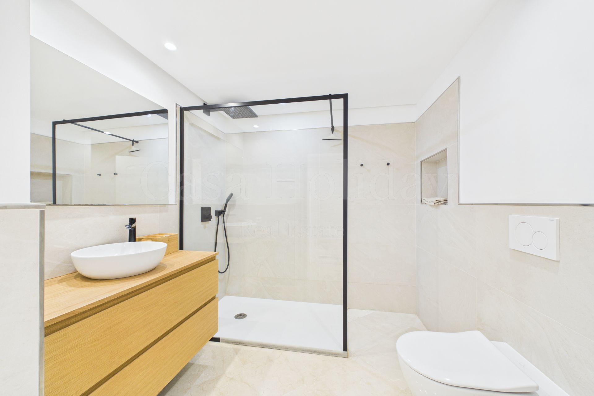Flat in Alcaidesa Costa, Alcaidesa