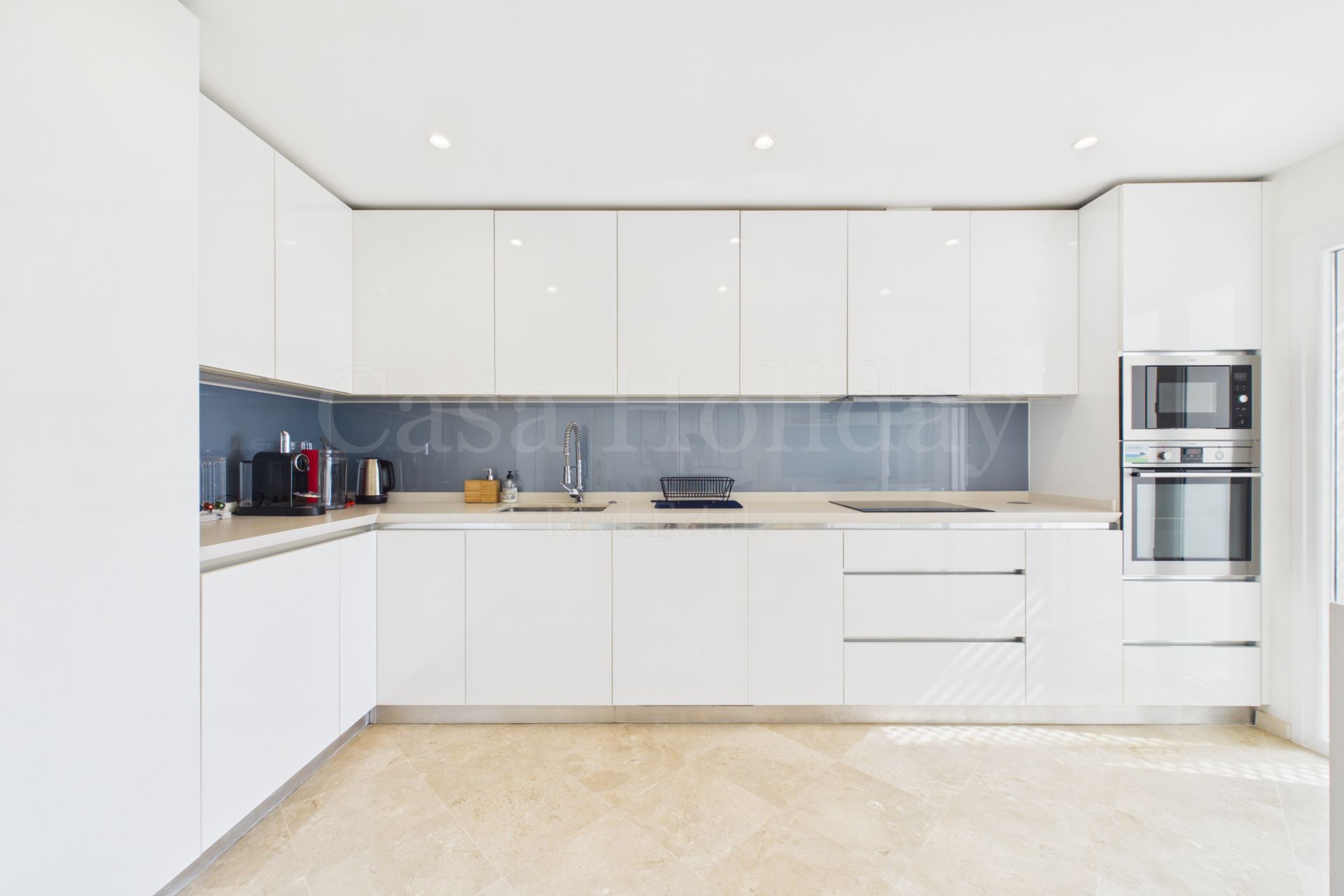 Flat in Alcaidesa Costa, Alcaidesa