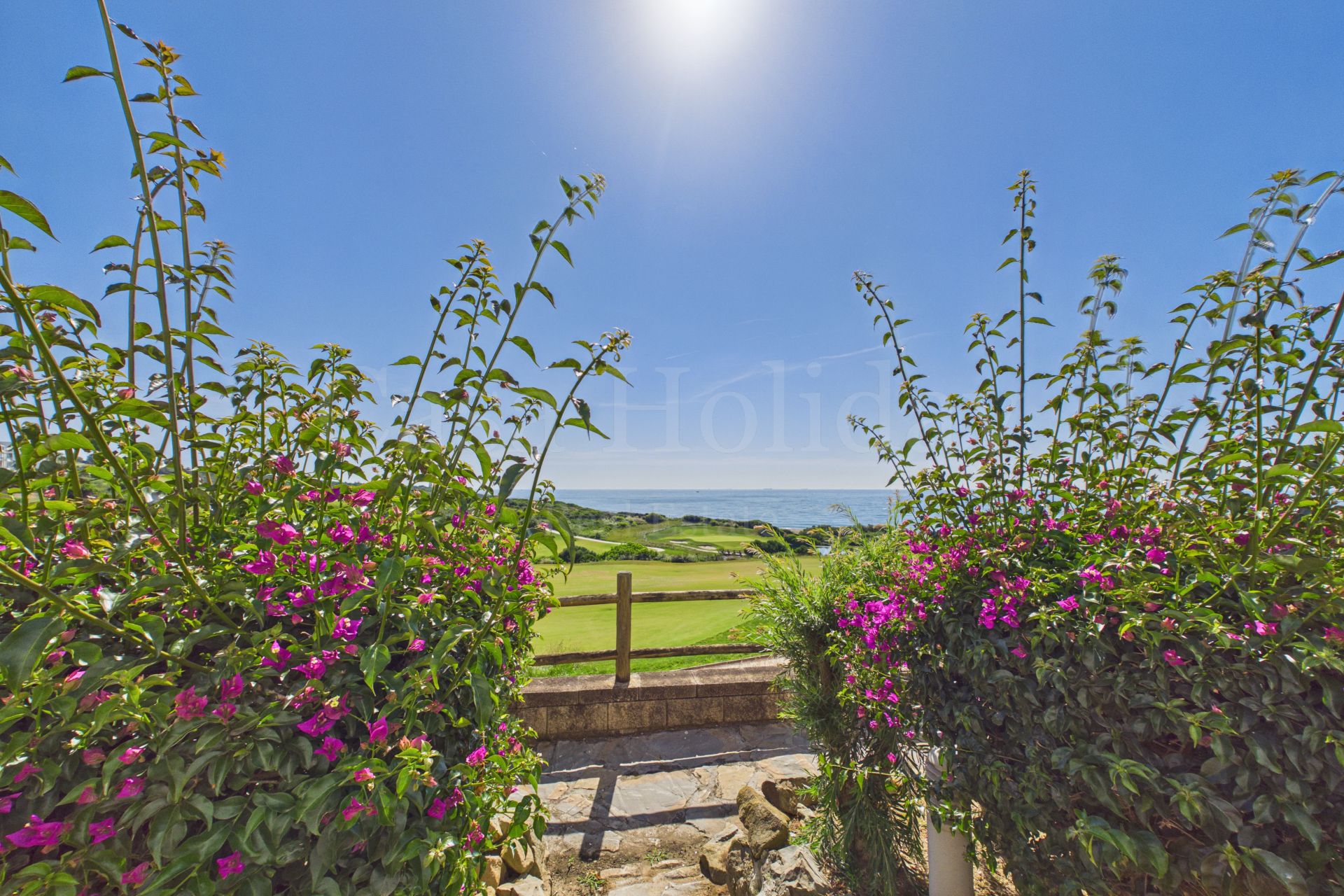 Flat in Alcaidesa Costa, Alcaidesa
