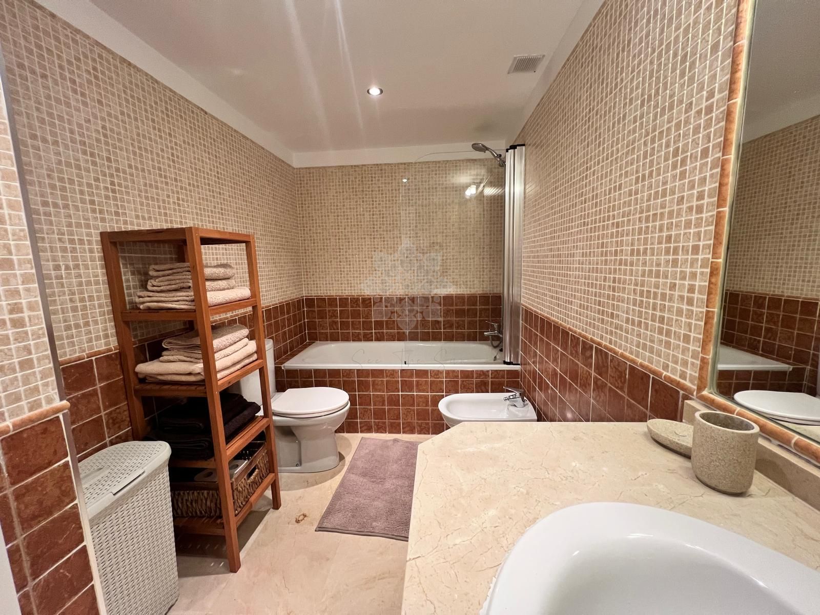 Apartment in La Duquesa, Manilva