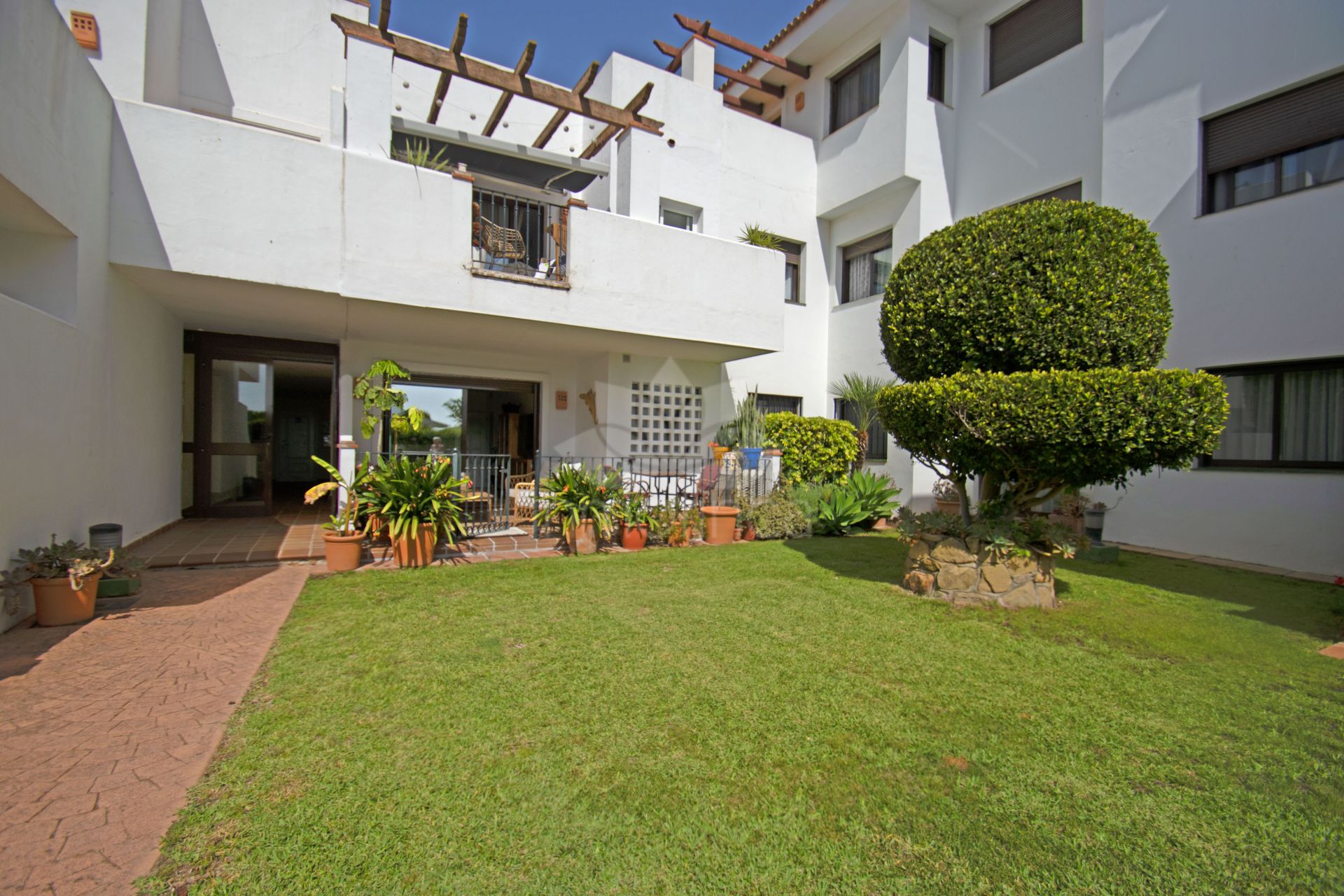 Flat in Alcaidesa Costa, Alcaidesa