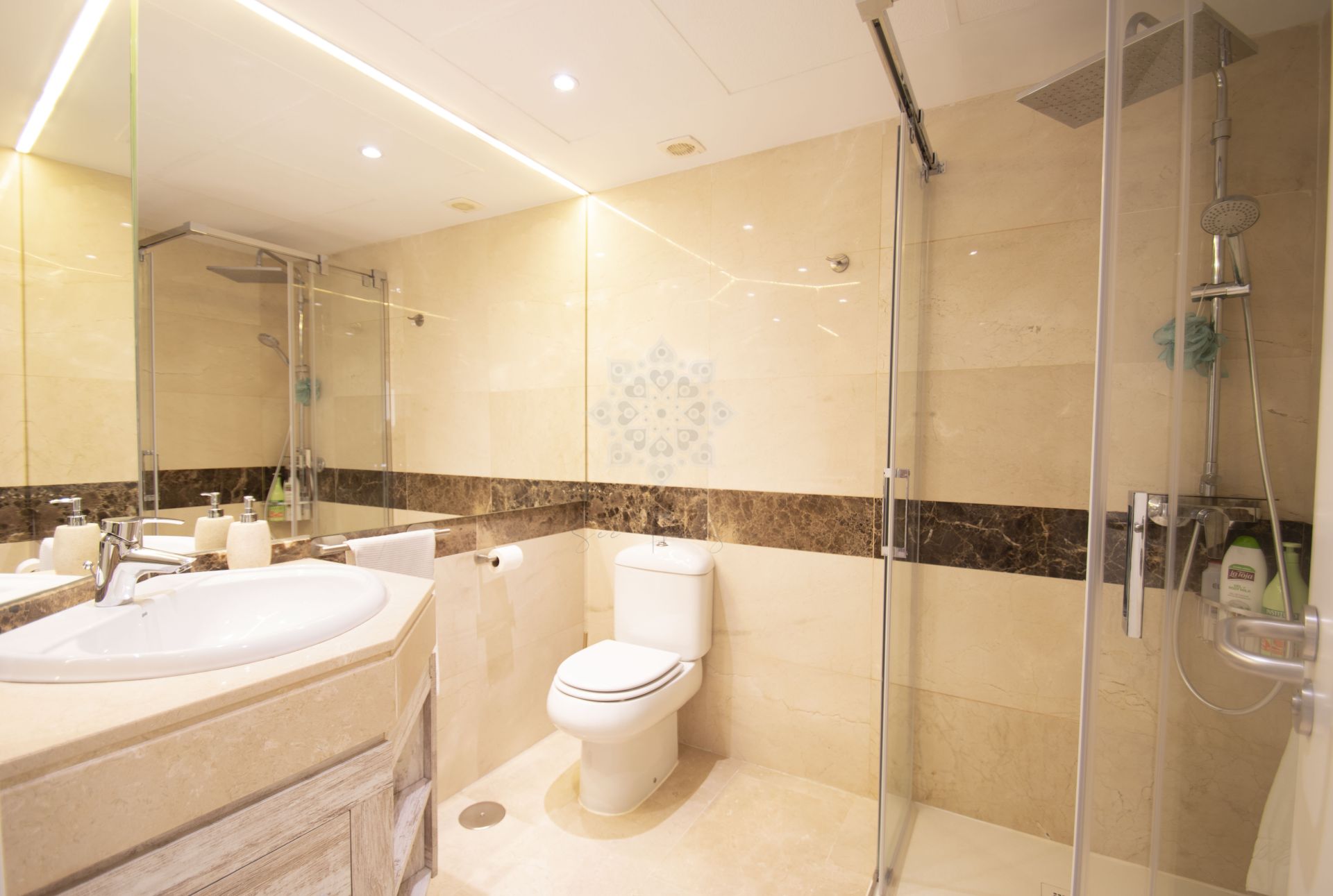 Flat in Alcaidesa Costa, Alcaidesa