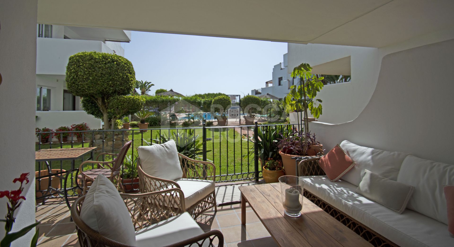 Flat for sale in Alcaidesa Costa