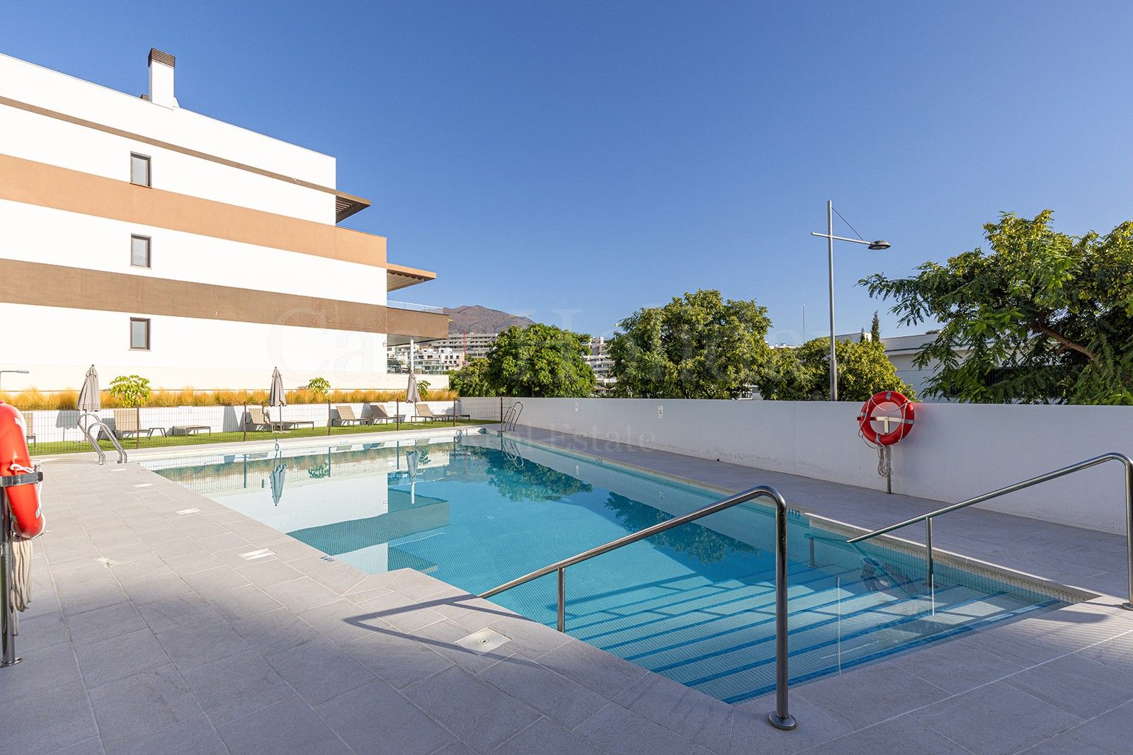 Apartamento en Las Mesas, Estepona
