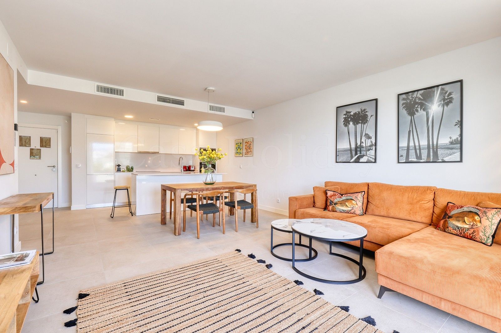 Apartamento en Las Mesas, Estepona