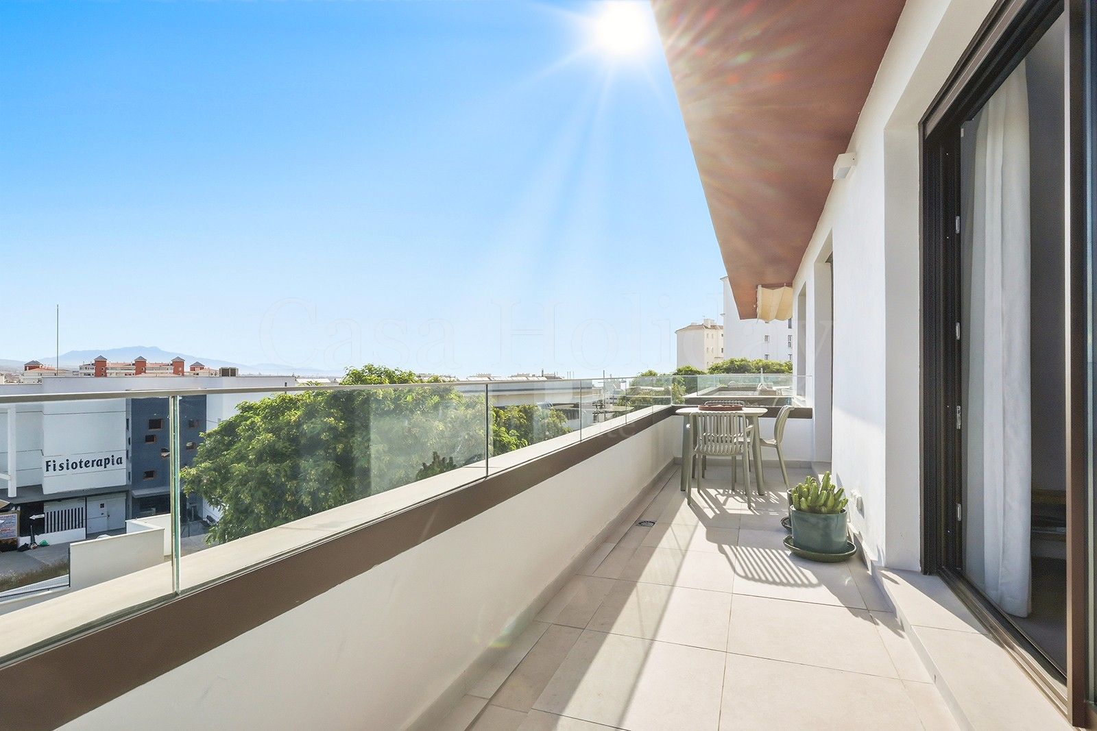 Apartamento en Las Mesas, Estepona
