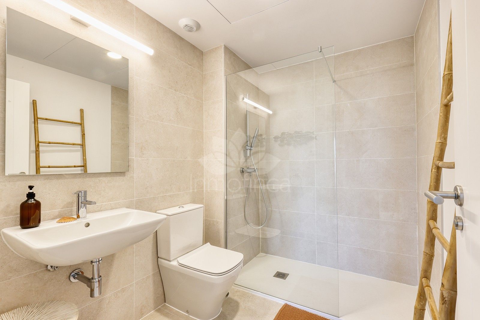 Apartment in Las Mesas, Estepona