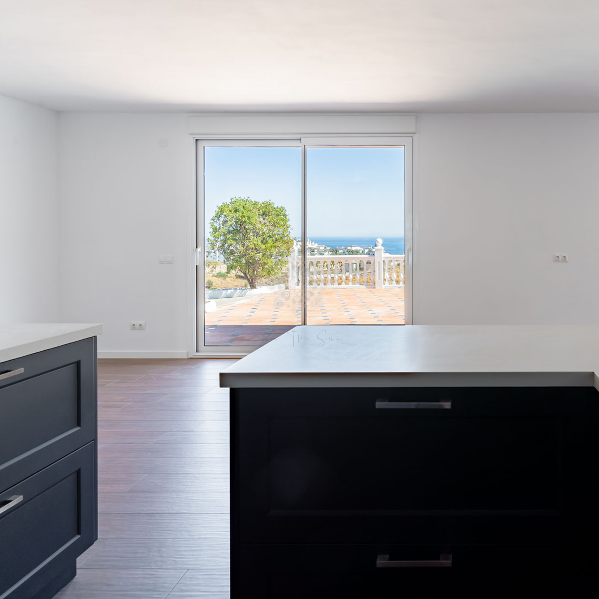 Finca in Altos de Estepona, Estepona