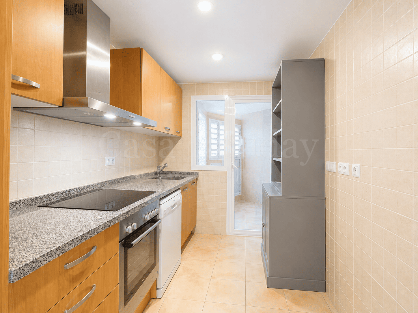 Apartamento en Los Arqueros, Benahavis