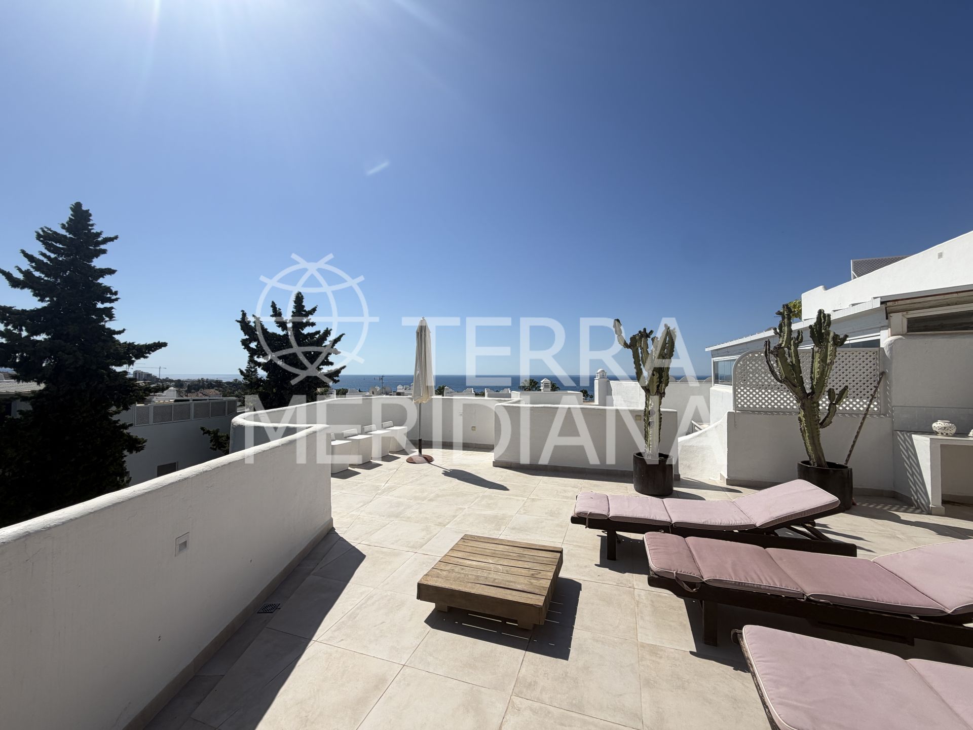 Duplex Penthouse in Marbella Real, Marbella