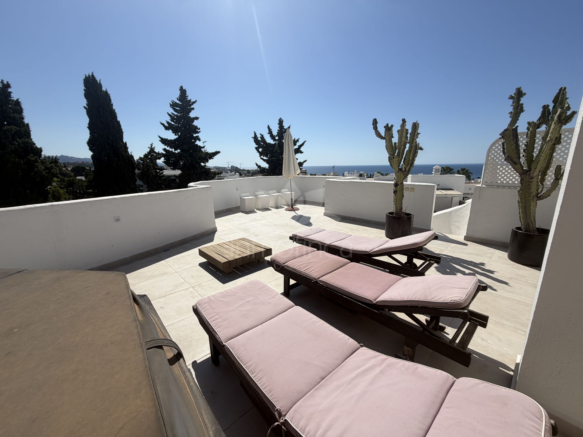 Duplex Penthouse in Marbella Real, Marbella