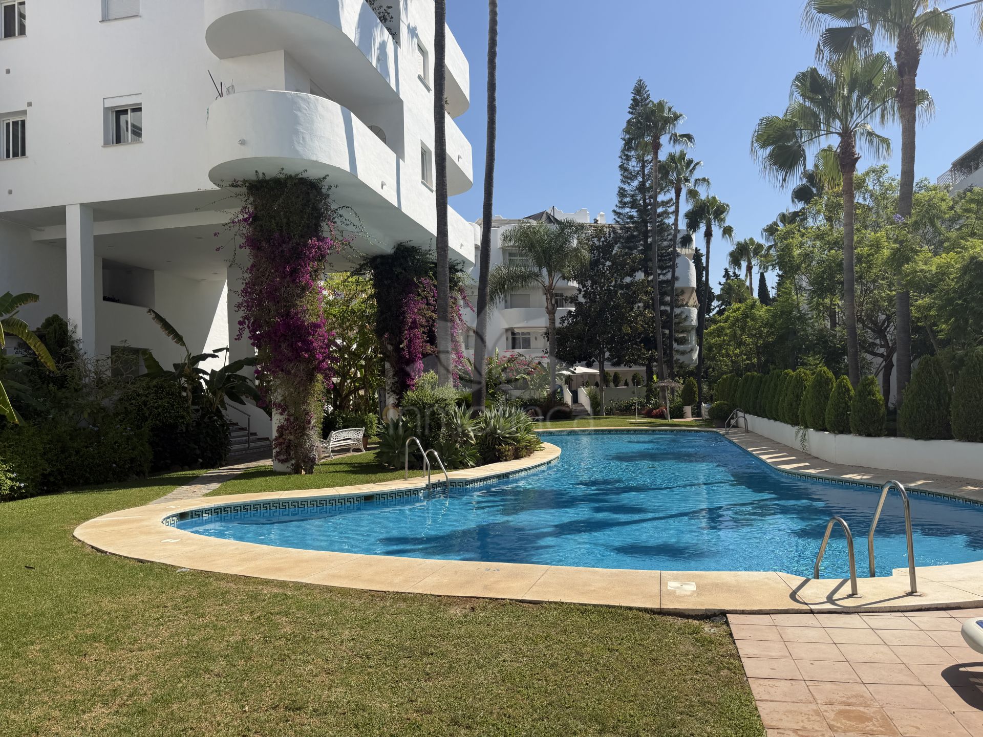 Duplex Penthouse in Marbella Real, Marbella