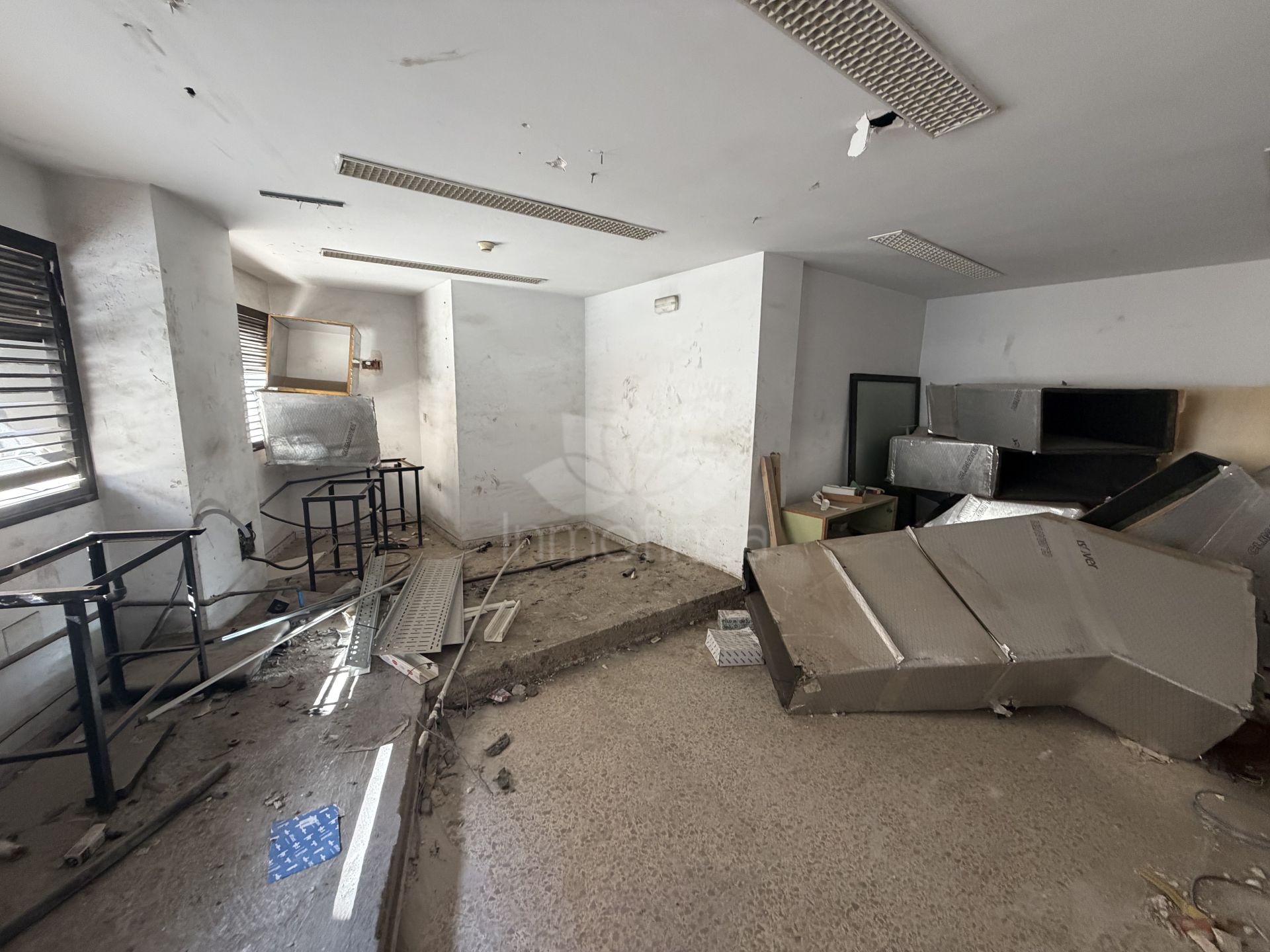 Office in Olletas - Sierra Blanquilla, Malaga