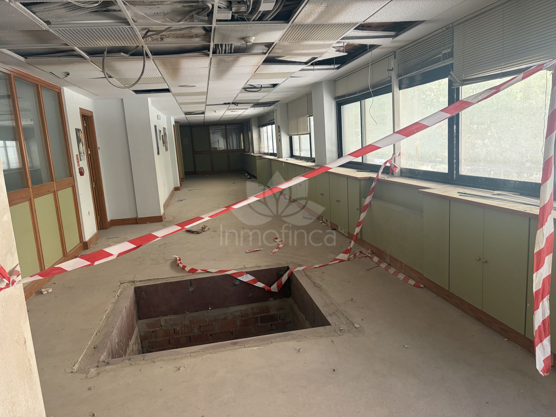 Office in Olletas - Sierra Blanquilla, Malaga
