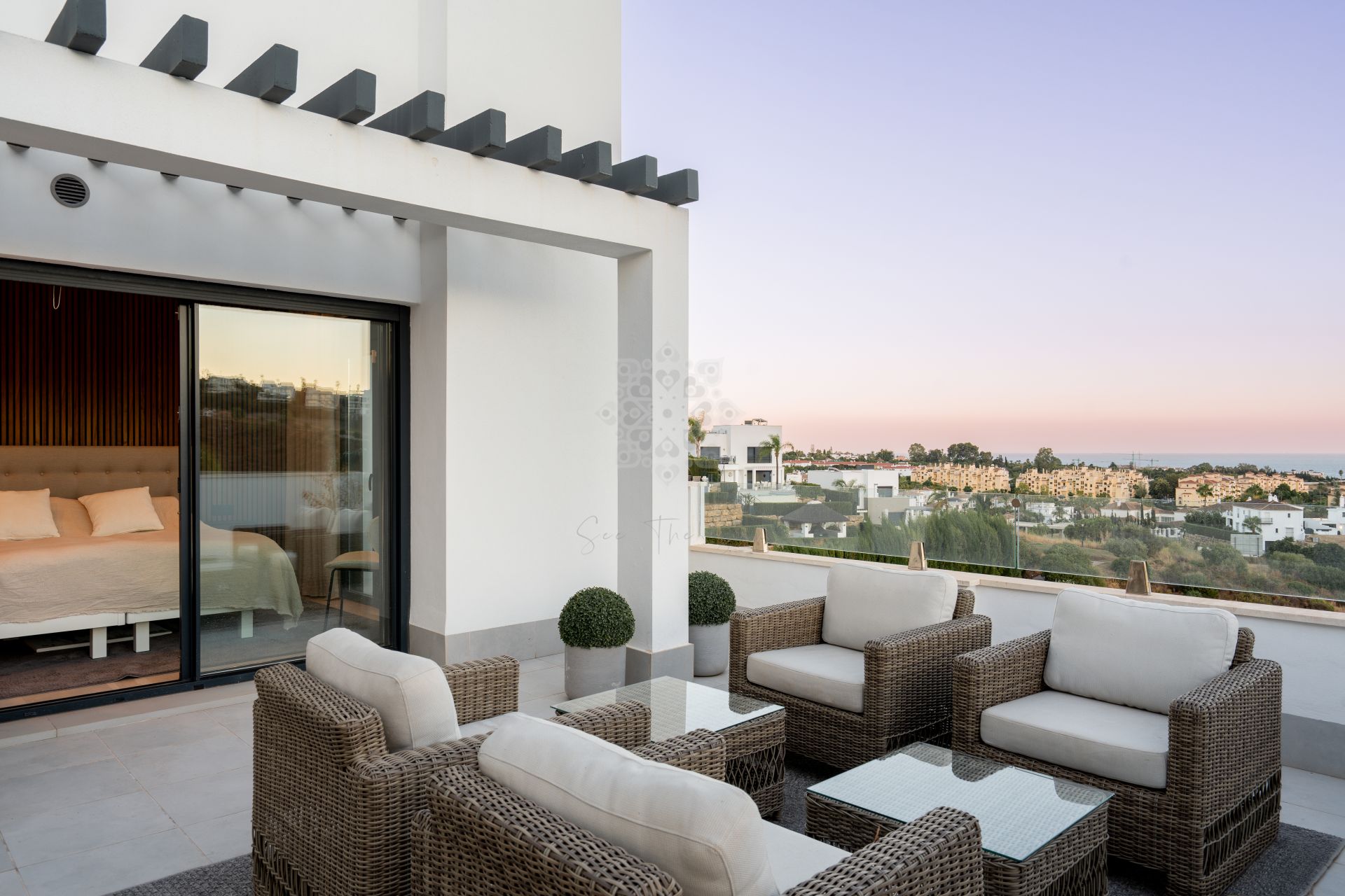 Villa in La Resina Golf, Estepona