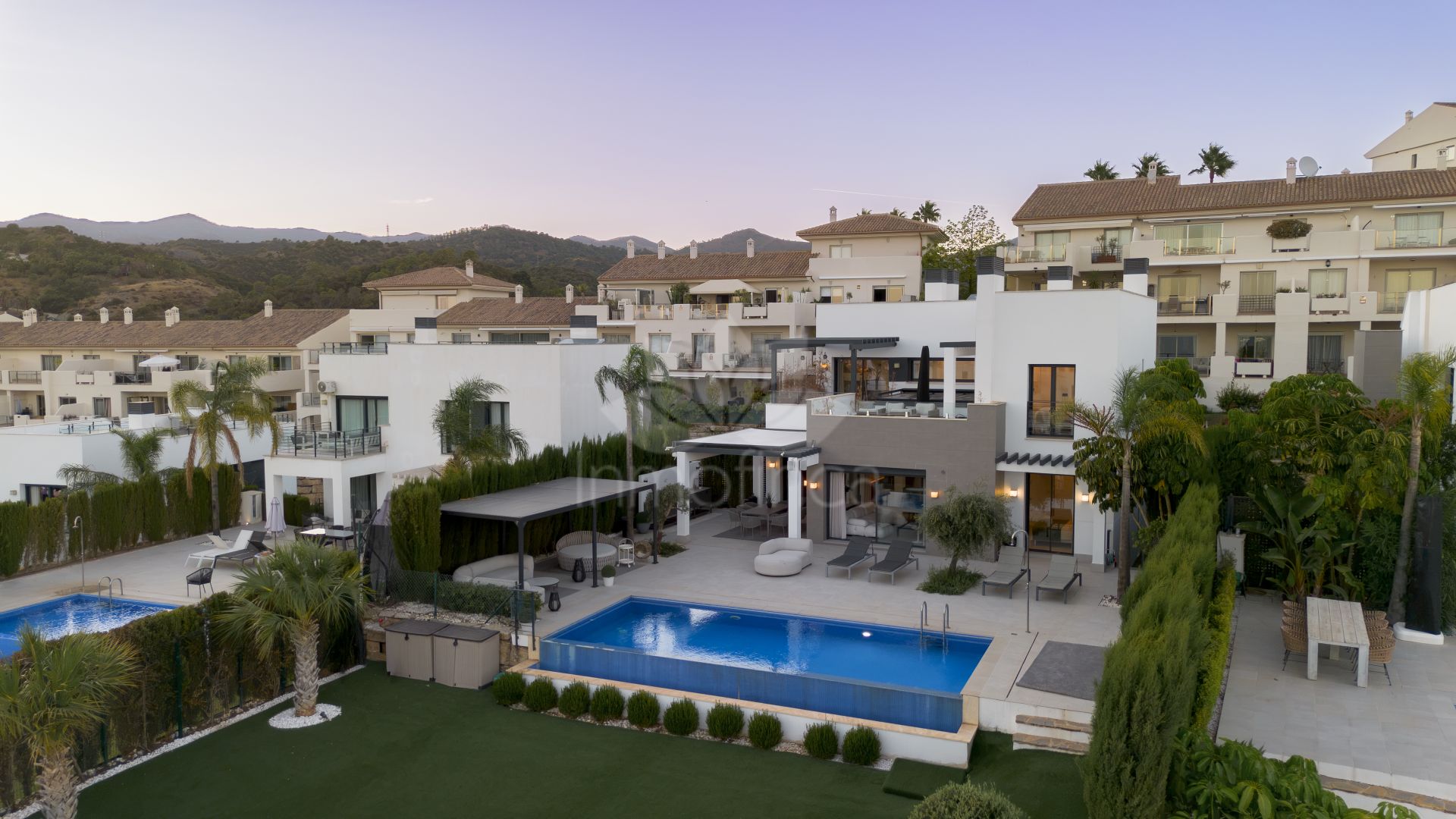 Villa en La Resina Golf, Estepona