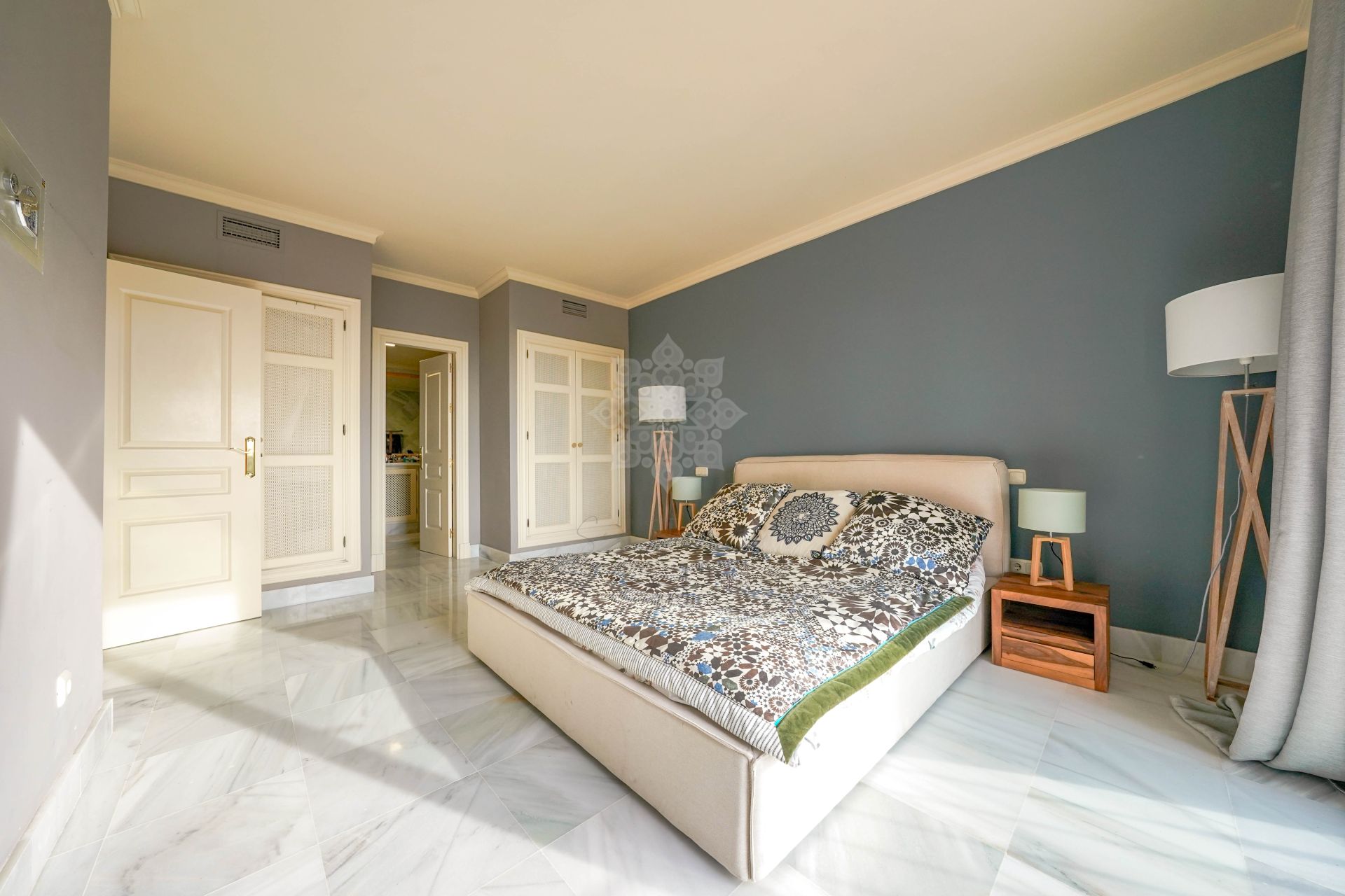 Apartment in Monte Halcones, Benahavis