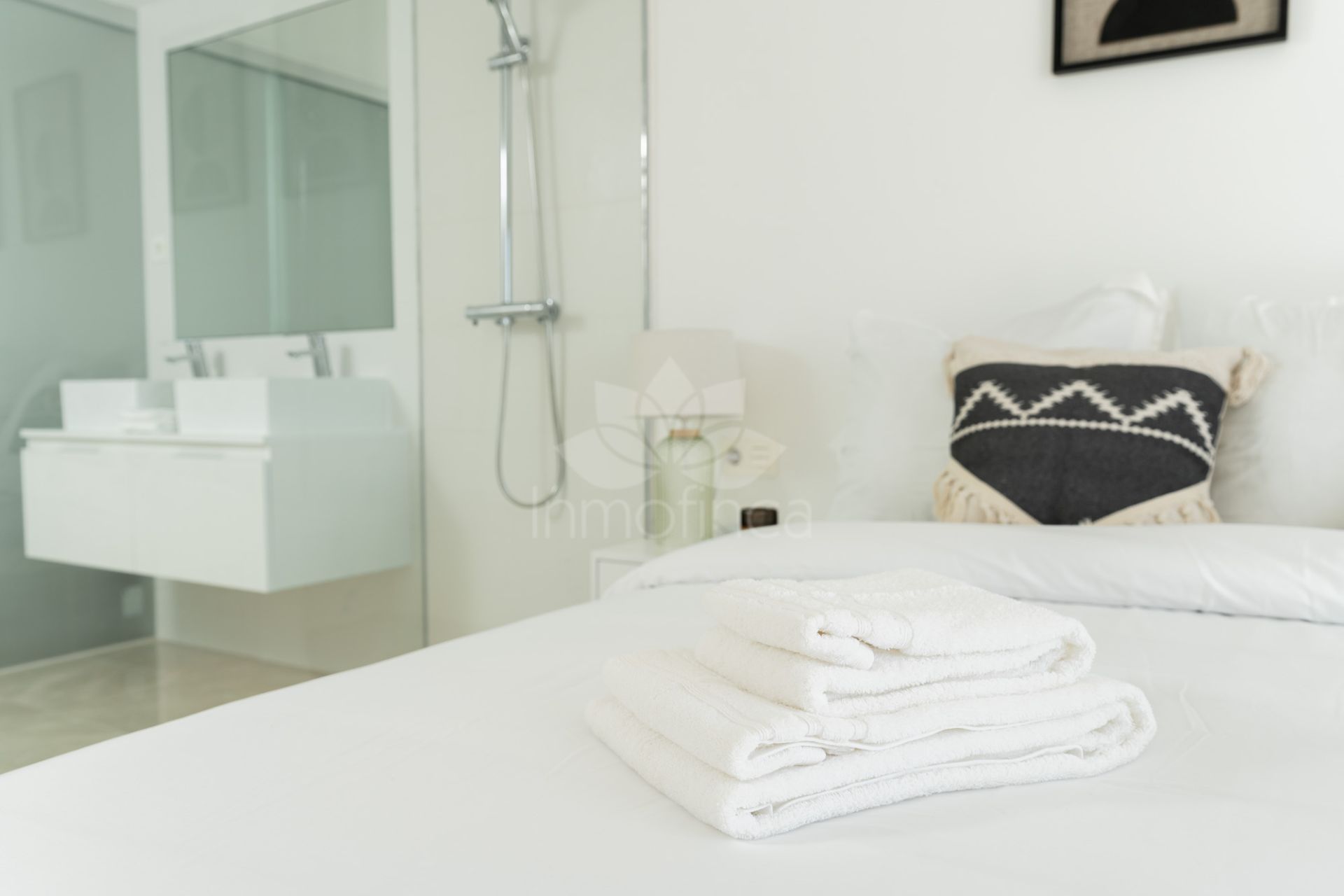 Duplex Penthouse in Paraiso Pueblo, Benahavis