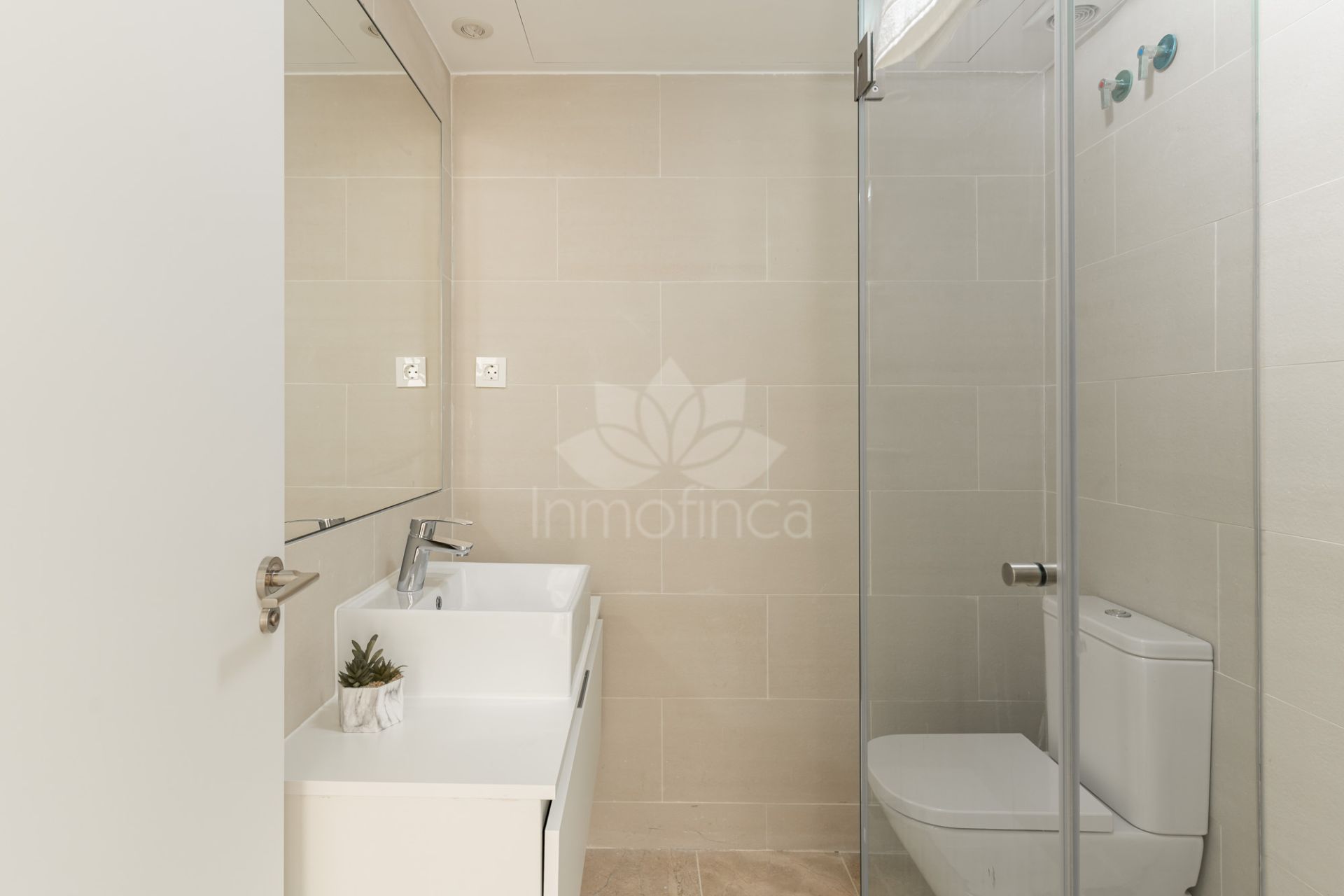 Duplex Penthouse in Paraiso Pueblo, Benahavis