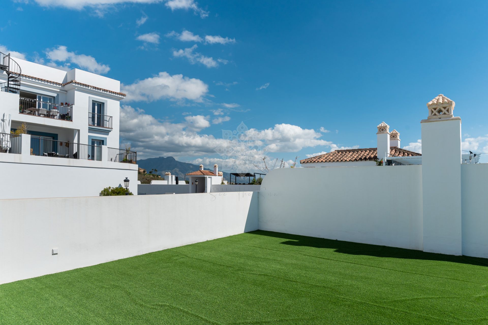 Duplex Penthouse in Paraiso Pueblo, Benahavis