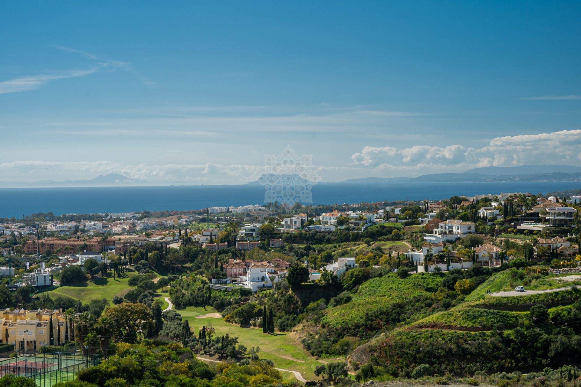 Duplex Penthouse in Paraiso Pueblo, Benahavis