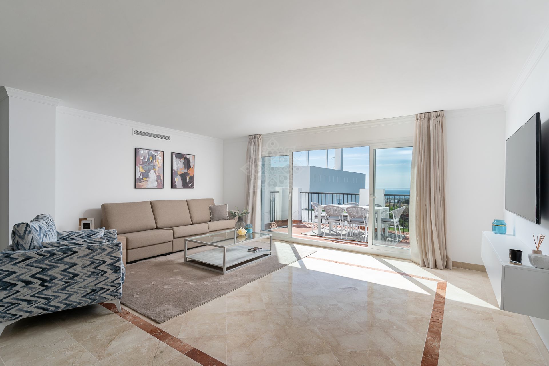 Duplex Penthouse in Paraiso Pueblo, Benahavis