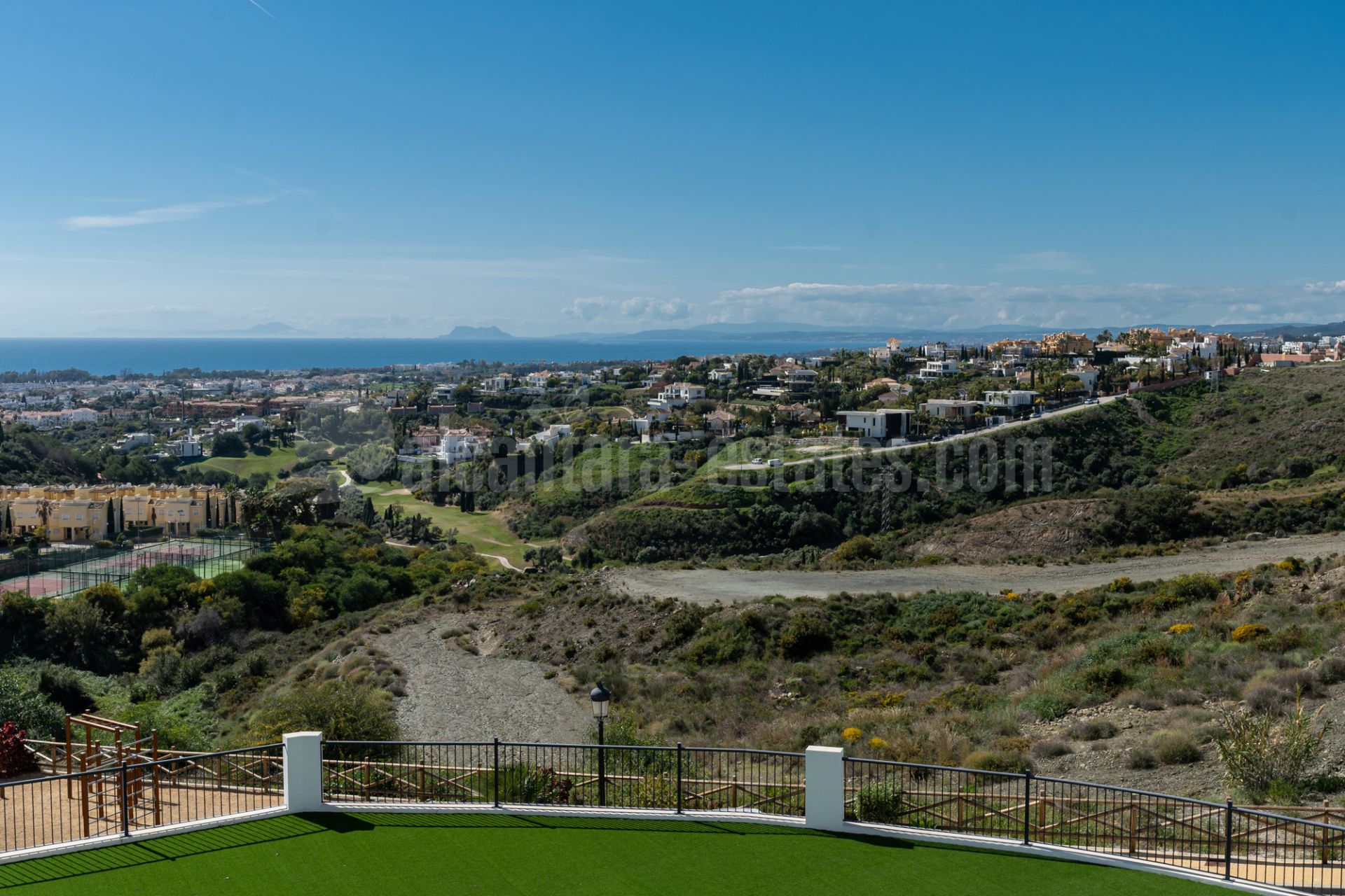 Atico Duplex en Paraiso Pueblo, Benahavis
