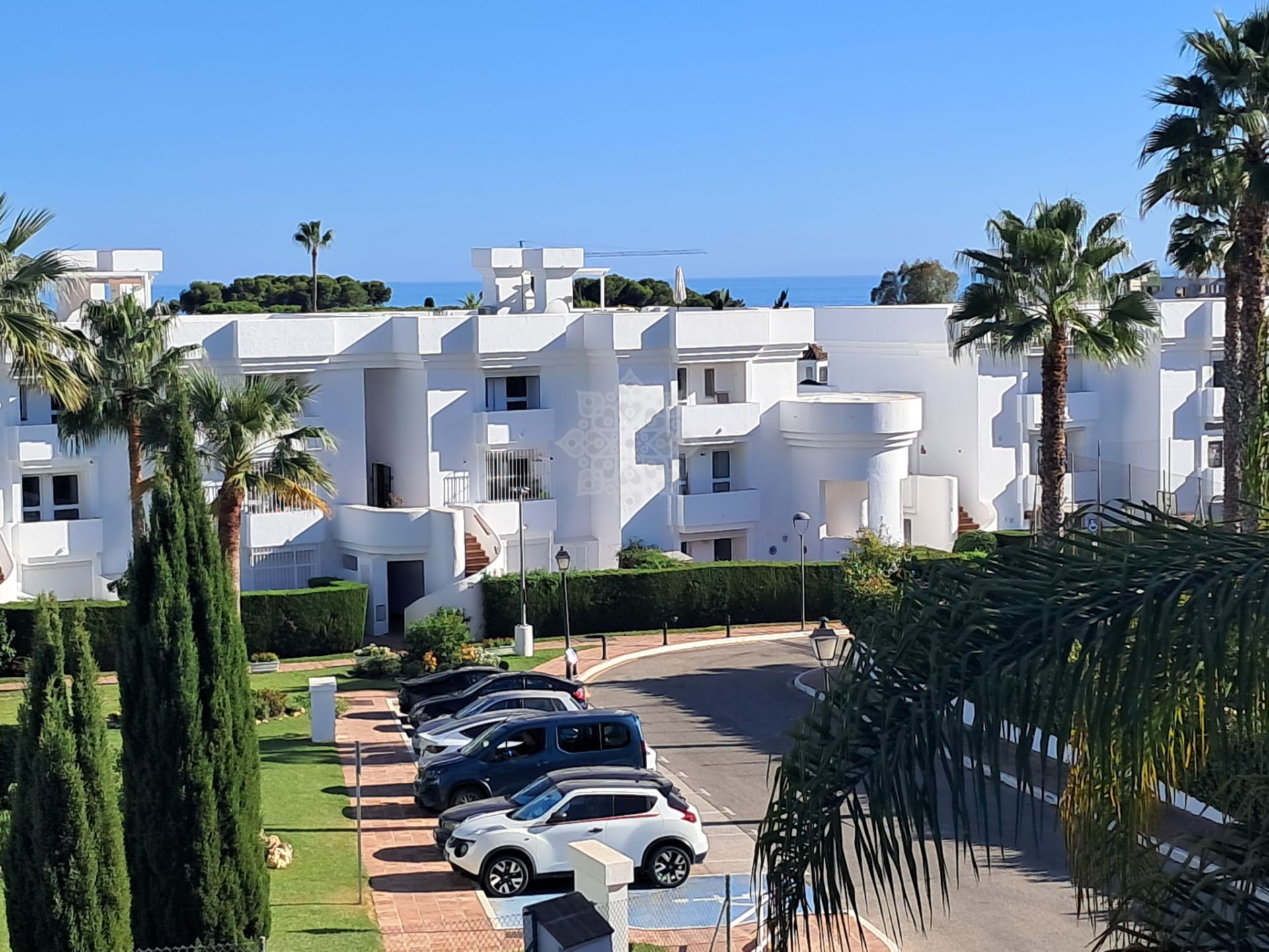 Villa in El Paraiso, Estepona