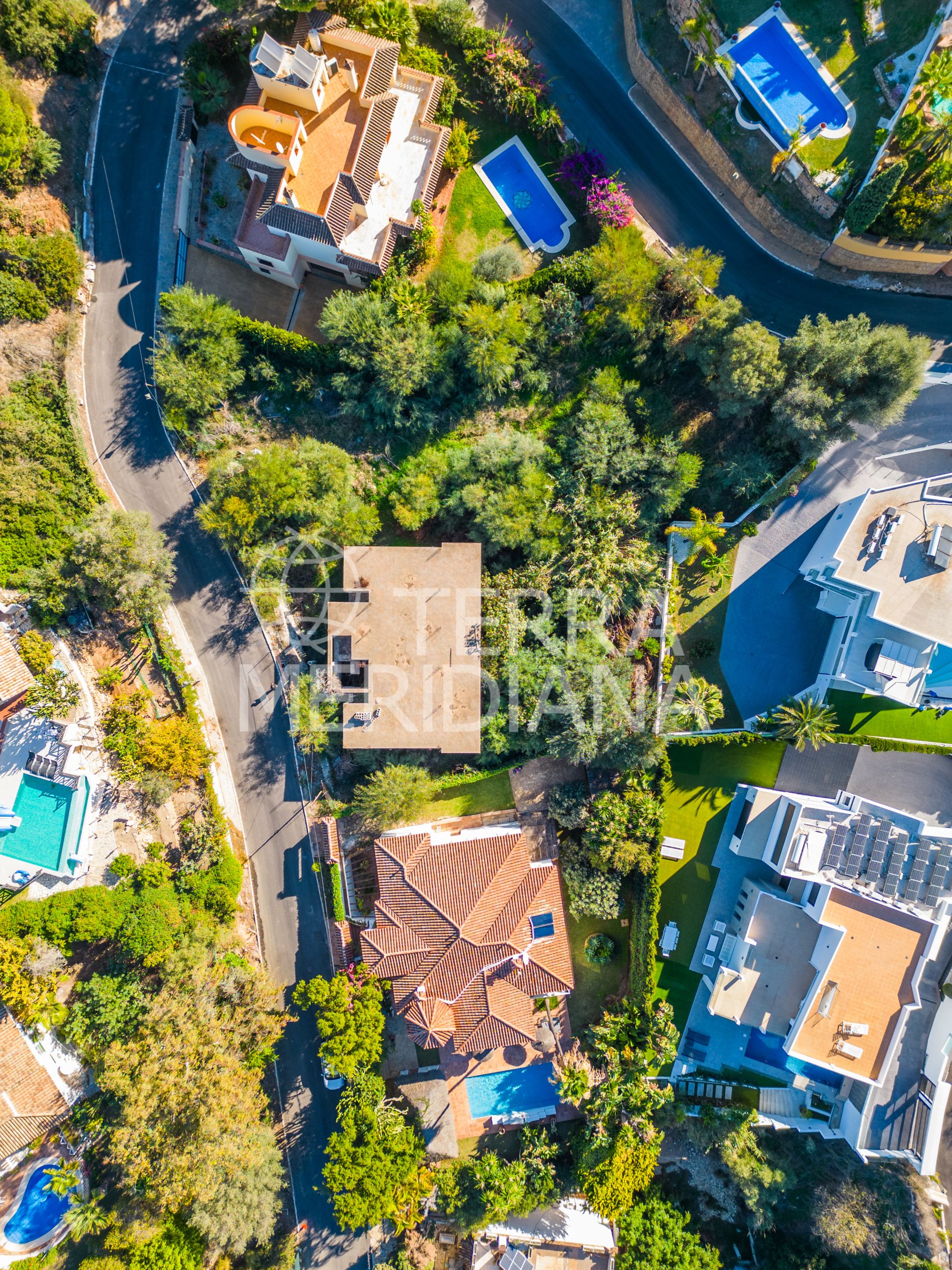 Plot in El Rosario, Marbella