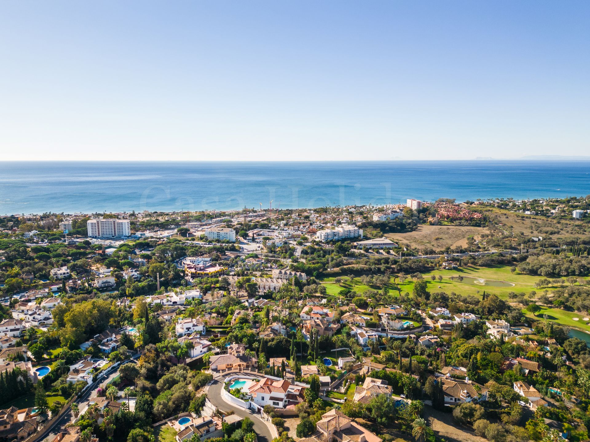 Parcela en El Rosario, Marbella